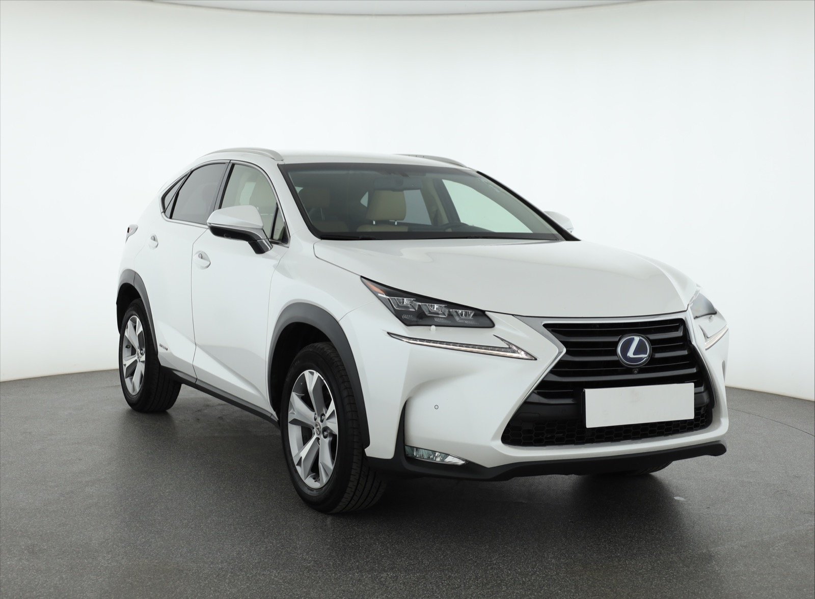 Lexus NX 350h AWD SUV 2017 - 1