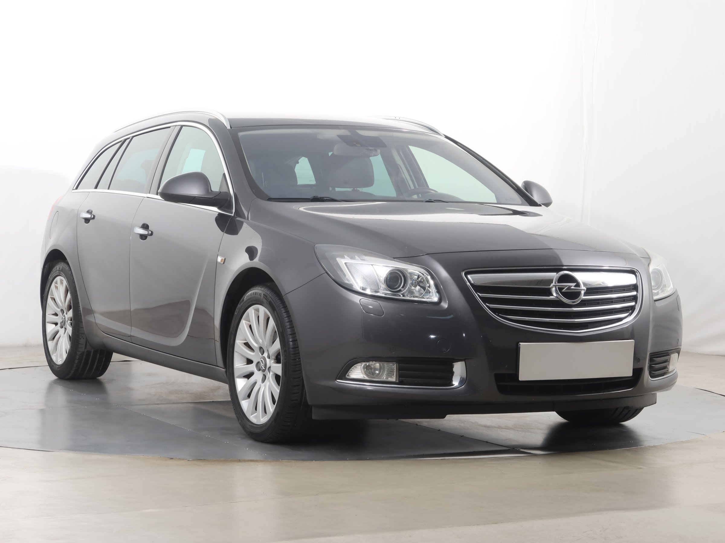 Opel Insignia 2.0 CDTI Wagon 2011 - 1