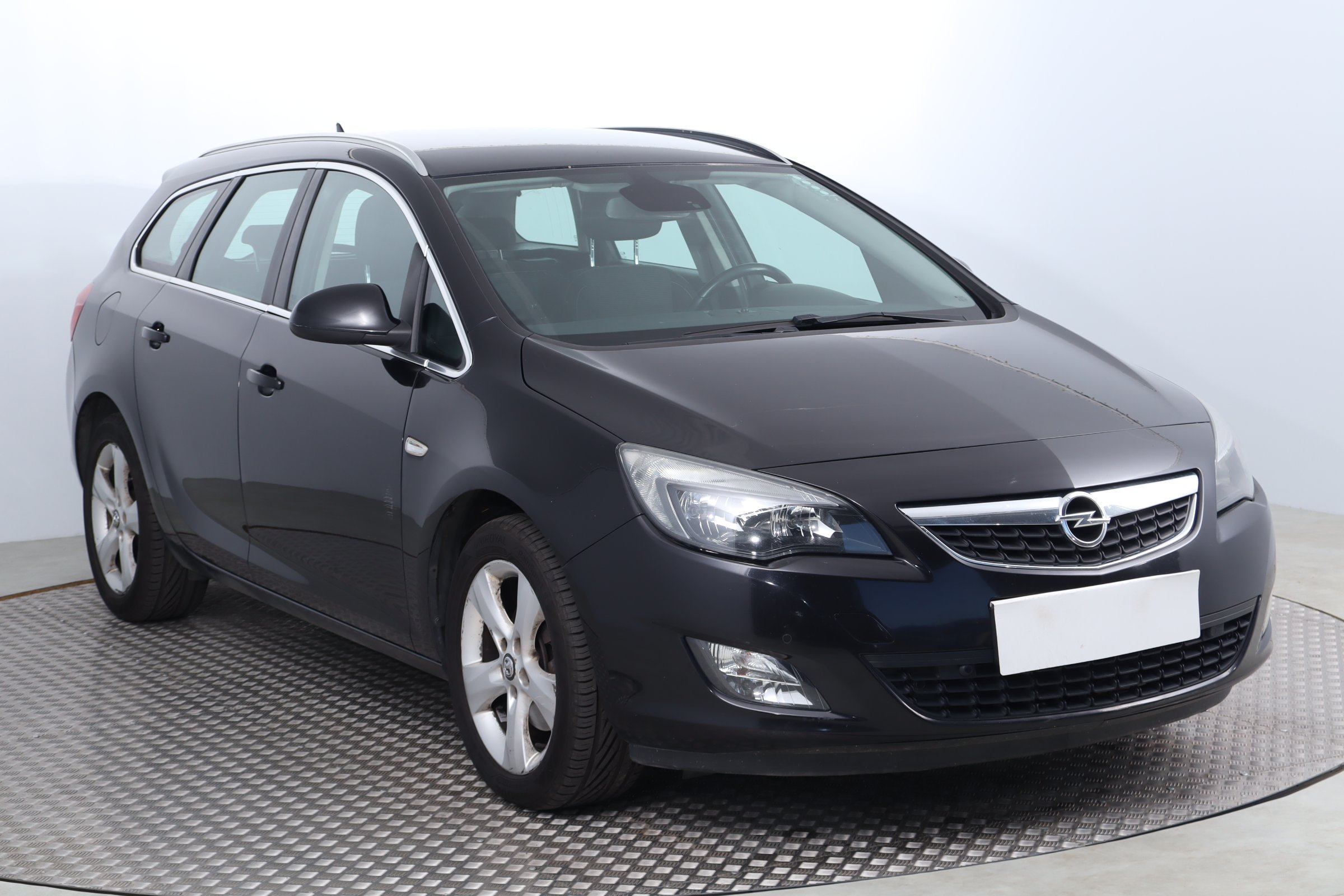 Opel Astra 1.6 Turbo ecoFLEX Wagon 2010 - 1