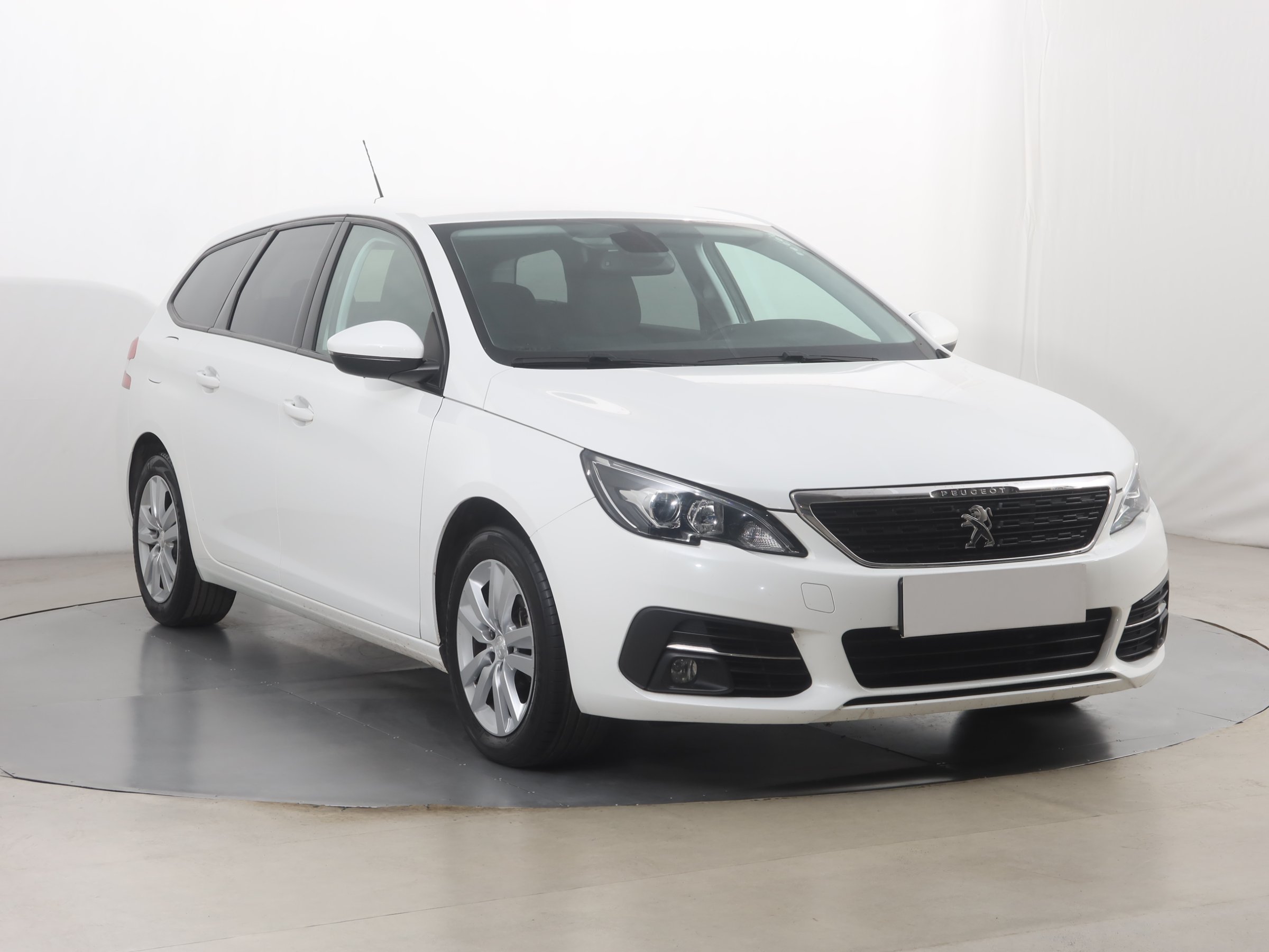 Peugeot 308 1.2 PureTech Kombi 2018 - 1