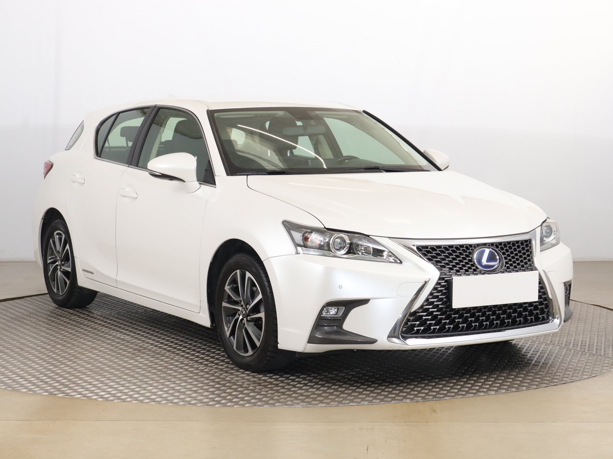 Lexus CT 200h Hatchback 2020 - 1