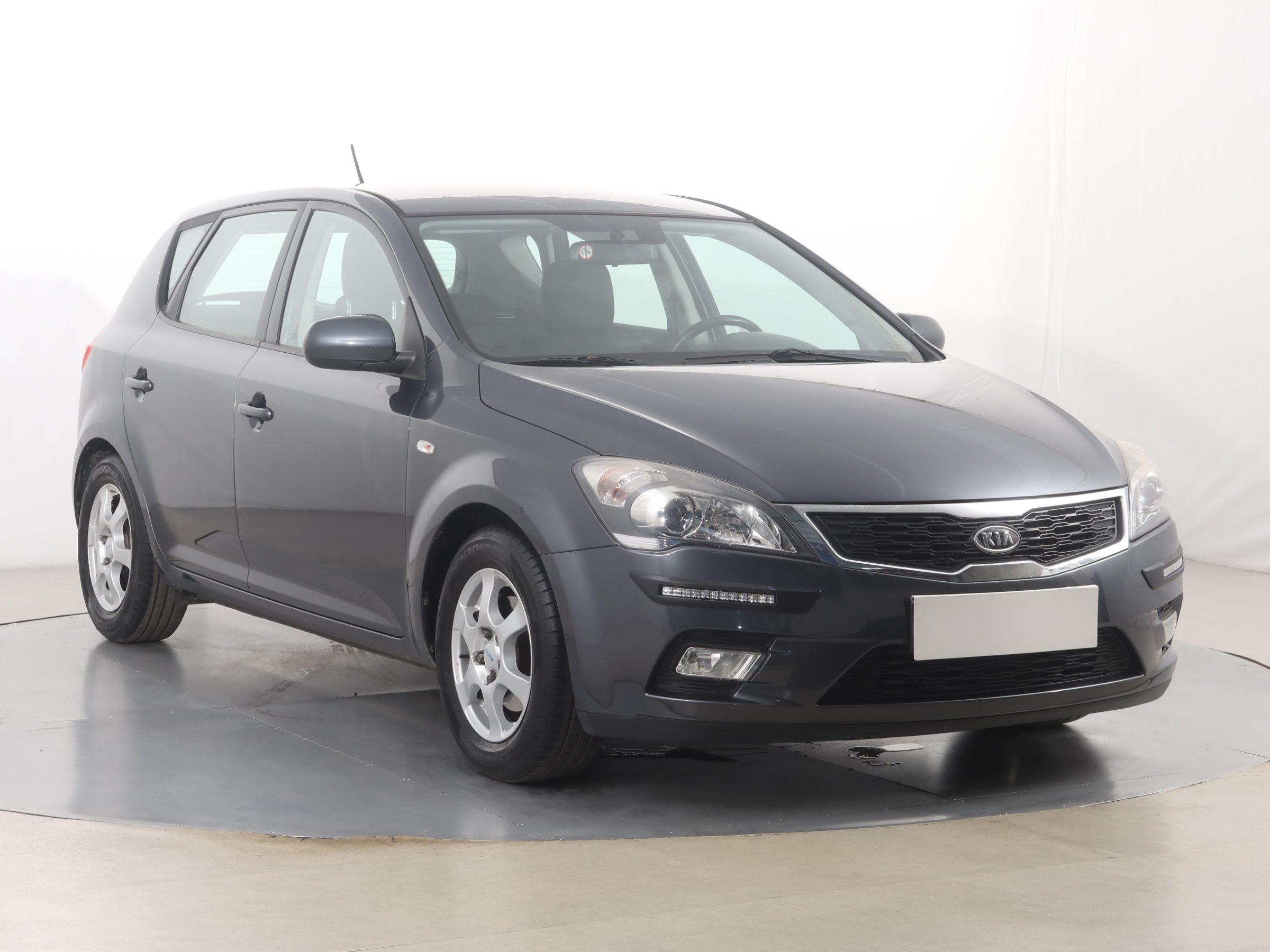 Kia Ceed 1.4 CVVT Hatchback 2011 - 1