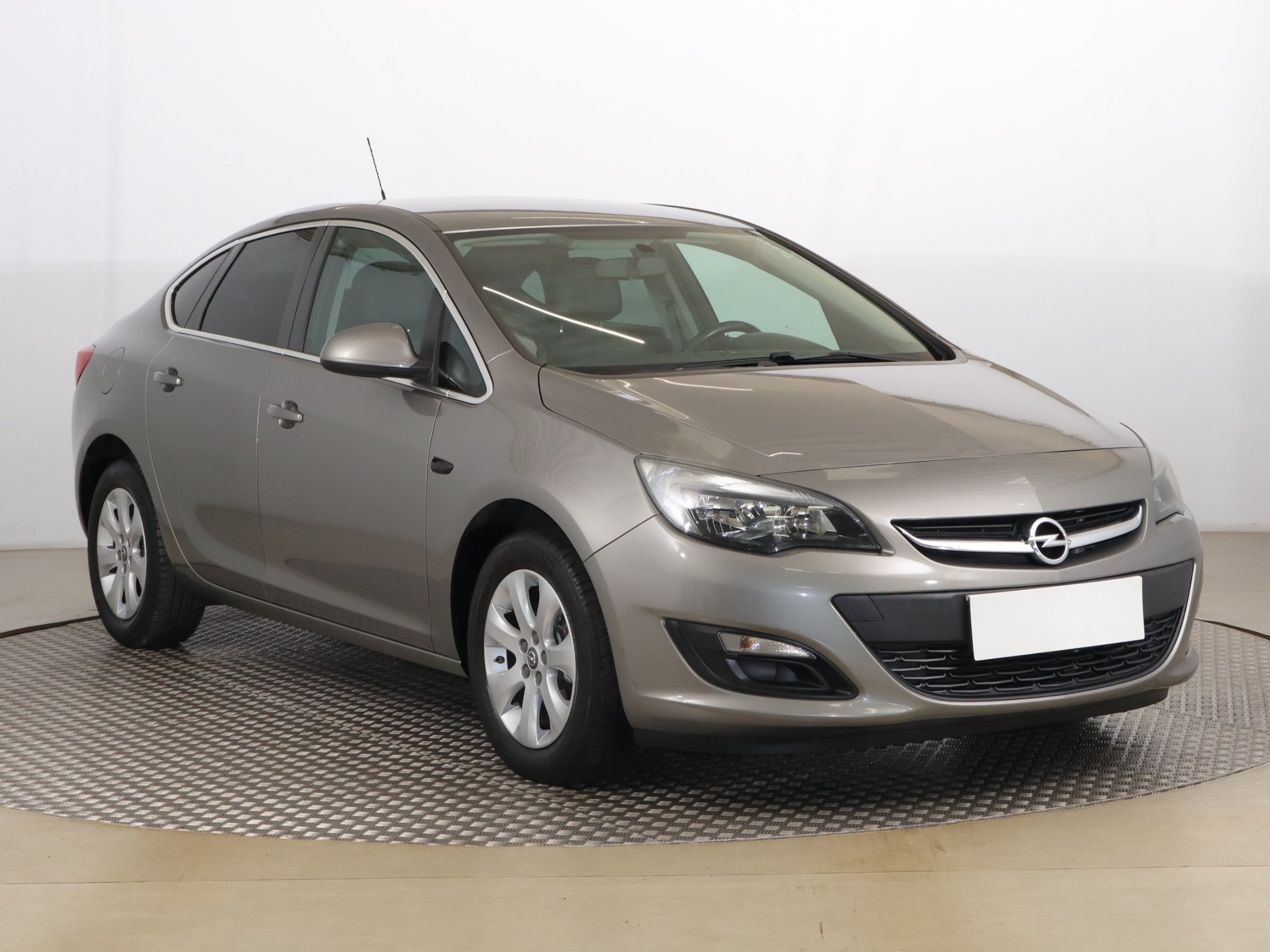 Opel Astra 1.4 Turbo ecoFLEX Sedan 2017 - 1