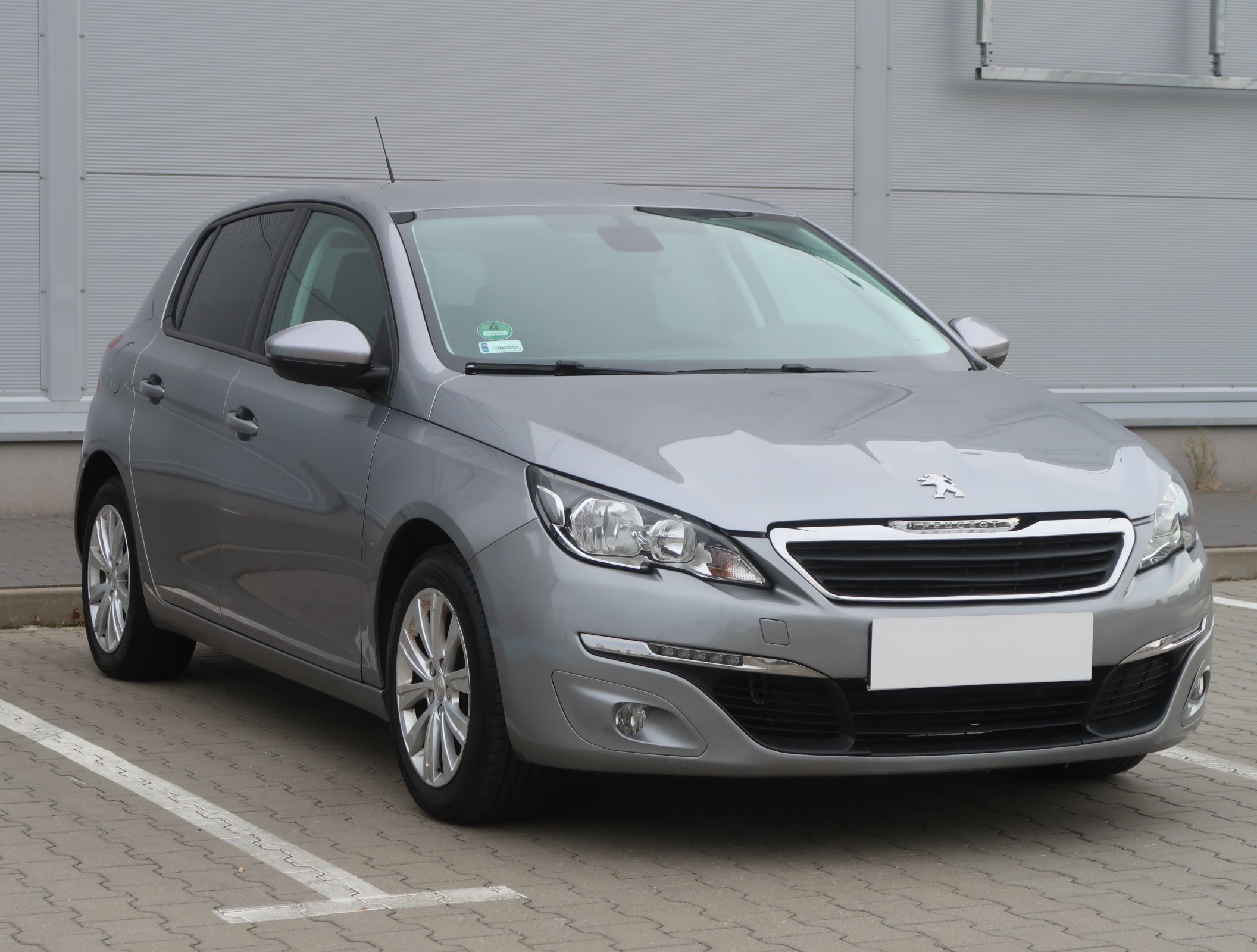 Peugeot 308 1.6 BlueHDi Hatchback 2016 - 1