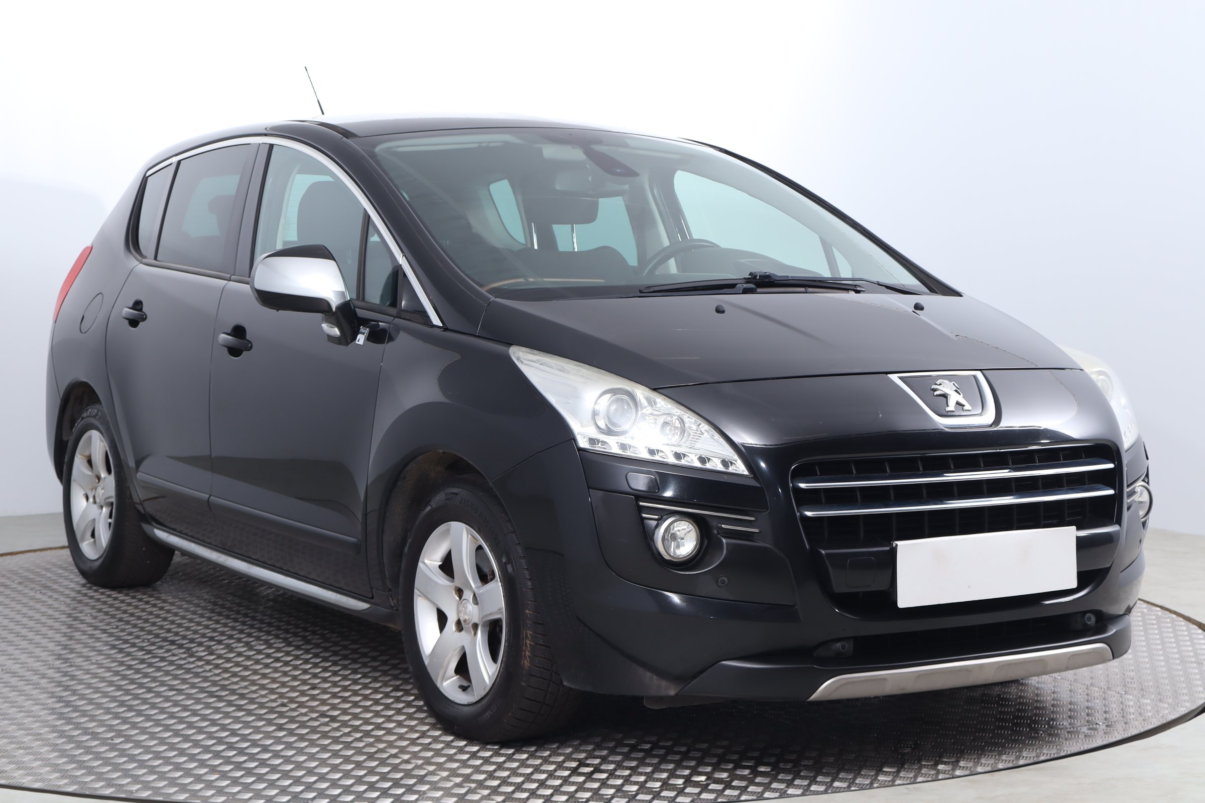 Peugeot 3008 2.0 HDi HYbrid4 4WD SUV 2013 - 1