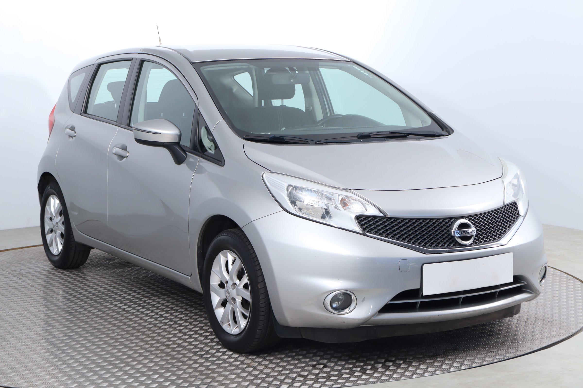 Nissan Note 1.2 MPI Hatchback 2014 - 1