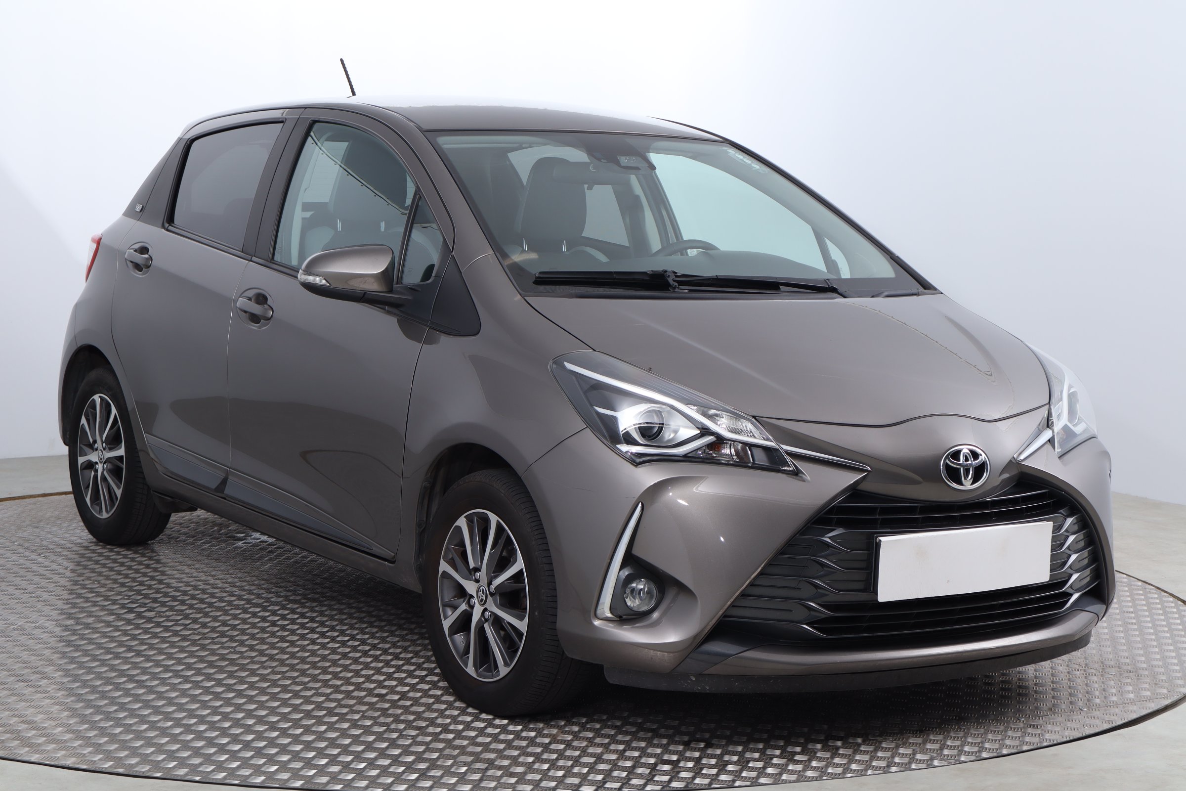 Toyota Yaris 1.5 Dual VVT-iE Hatchback 2019 - 1