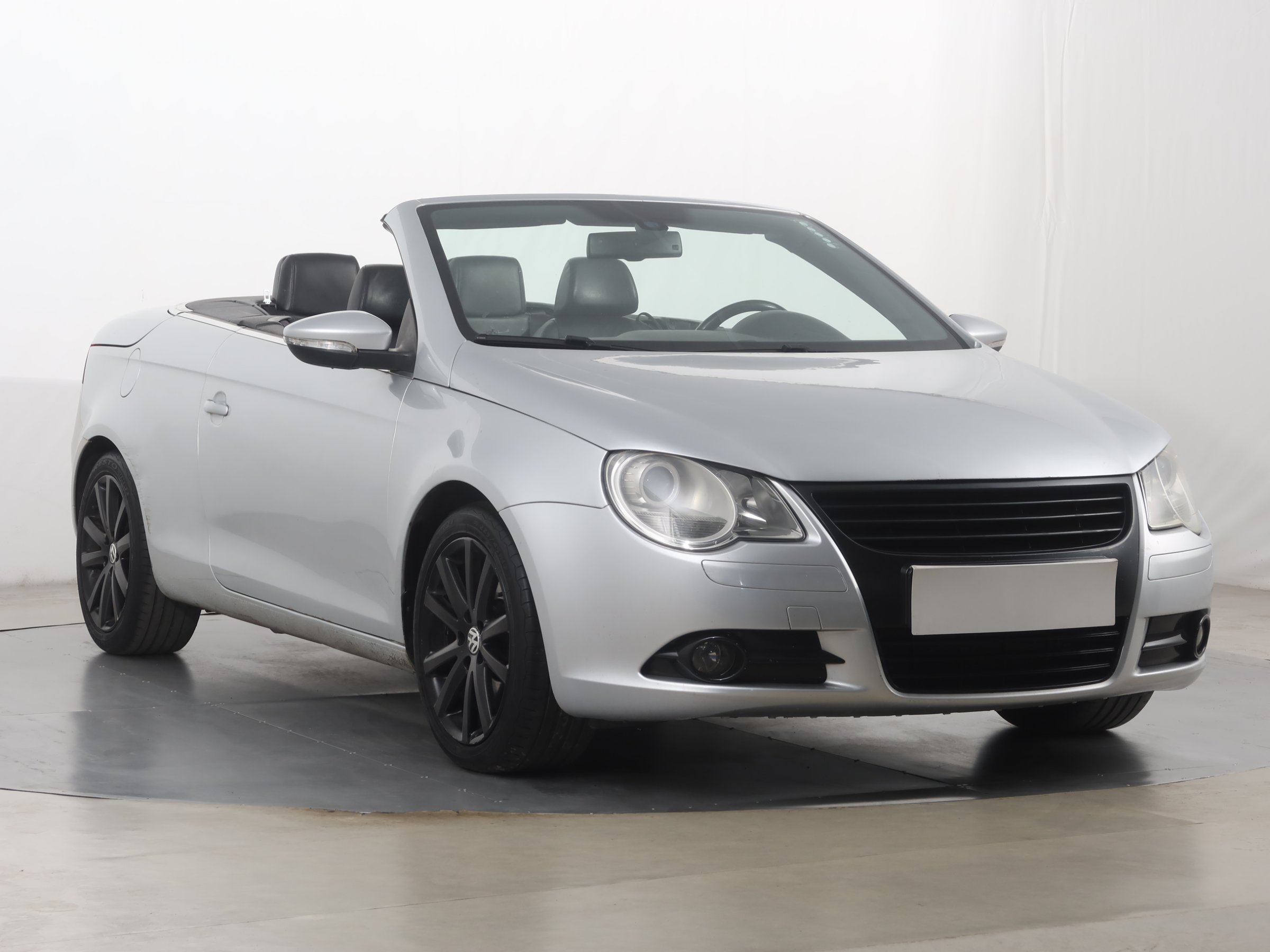 Volkswagen Eos 2.0 TDI Convertible 2010 - 1