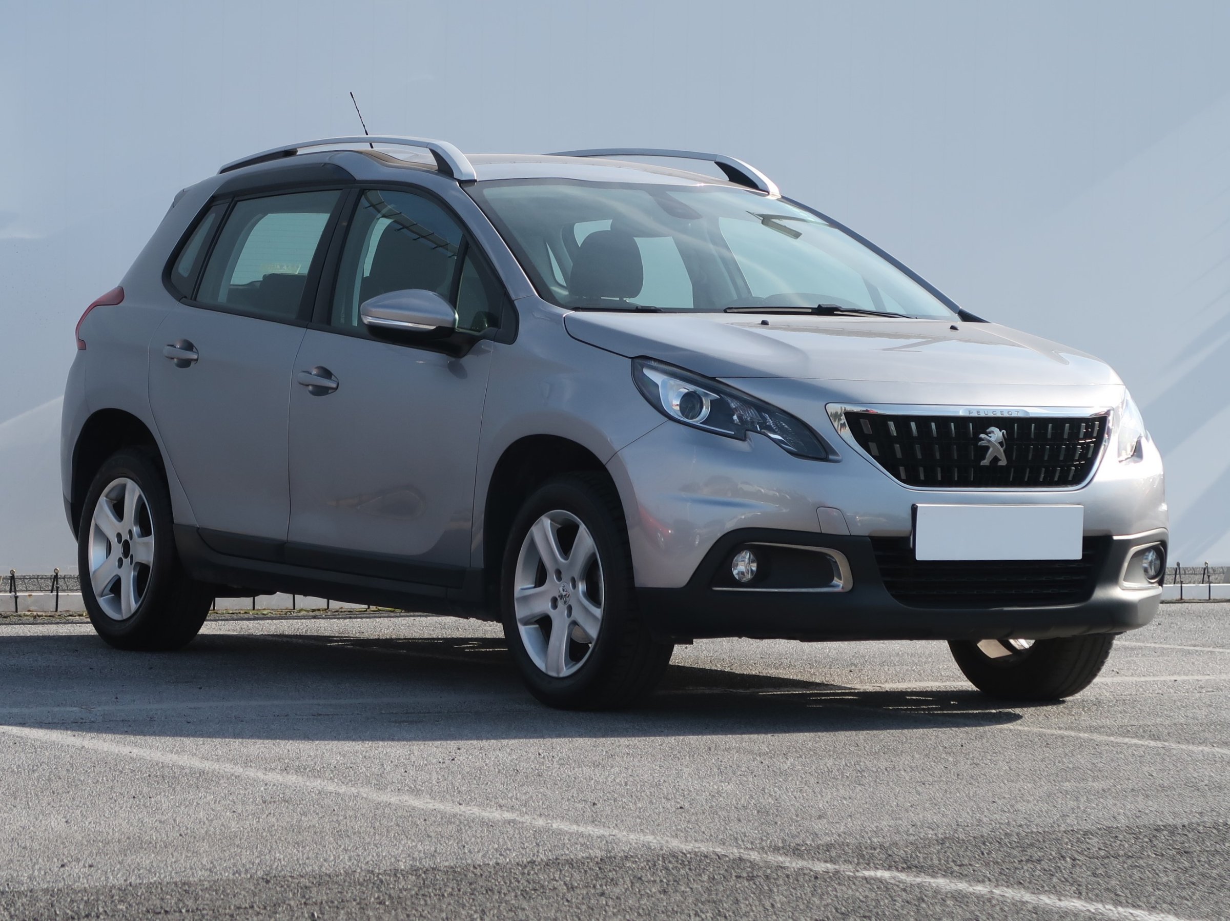 Peugeot 2008 1.2 PureTech SUV 2018 - 1