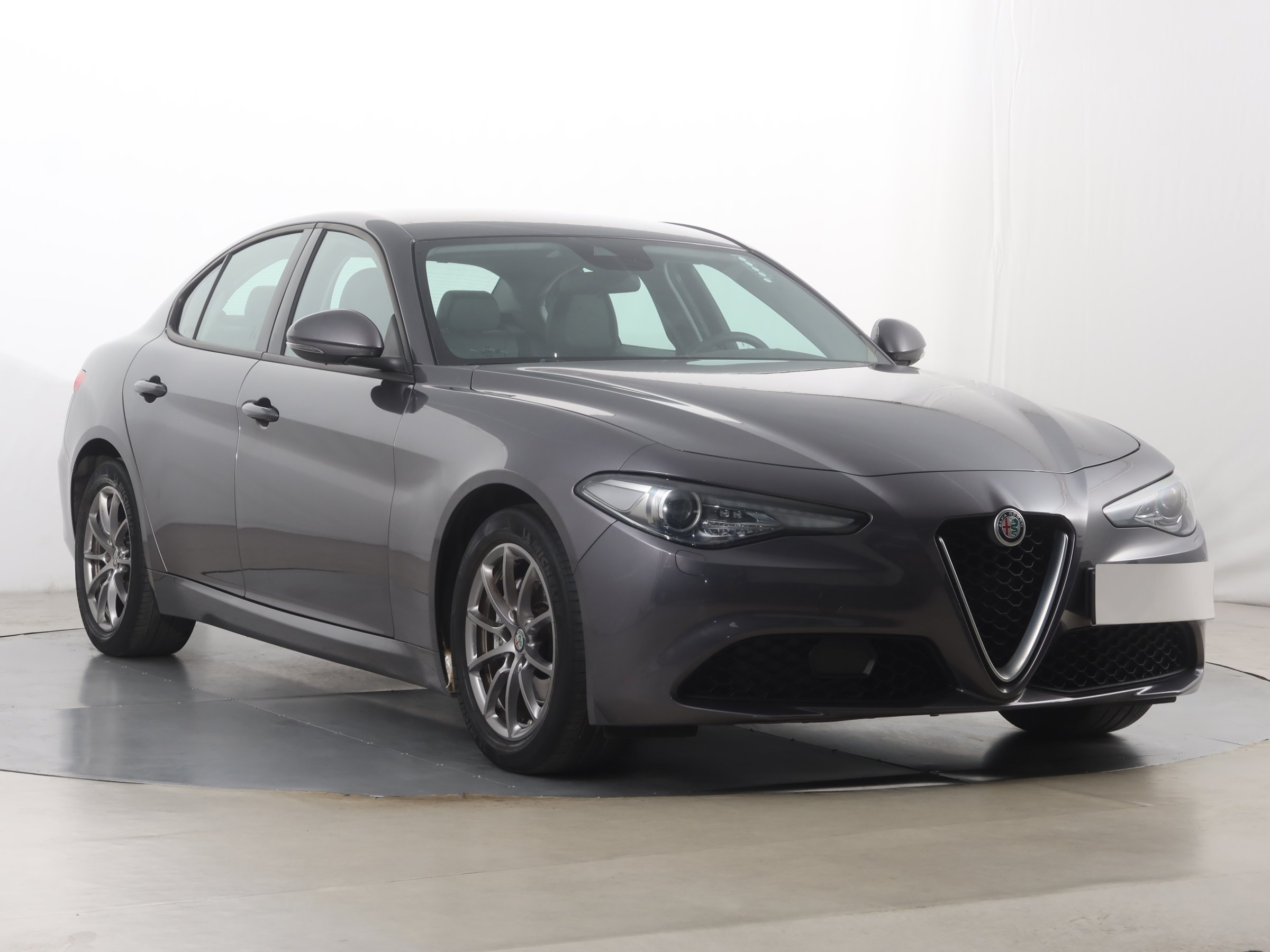 Alfa Romeo Giulia 2.0 Turbo MultiAir Sedan 2018 - 1