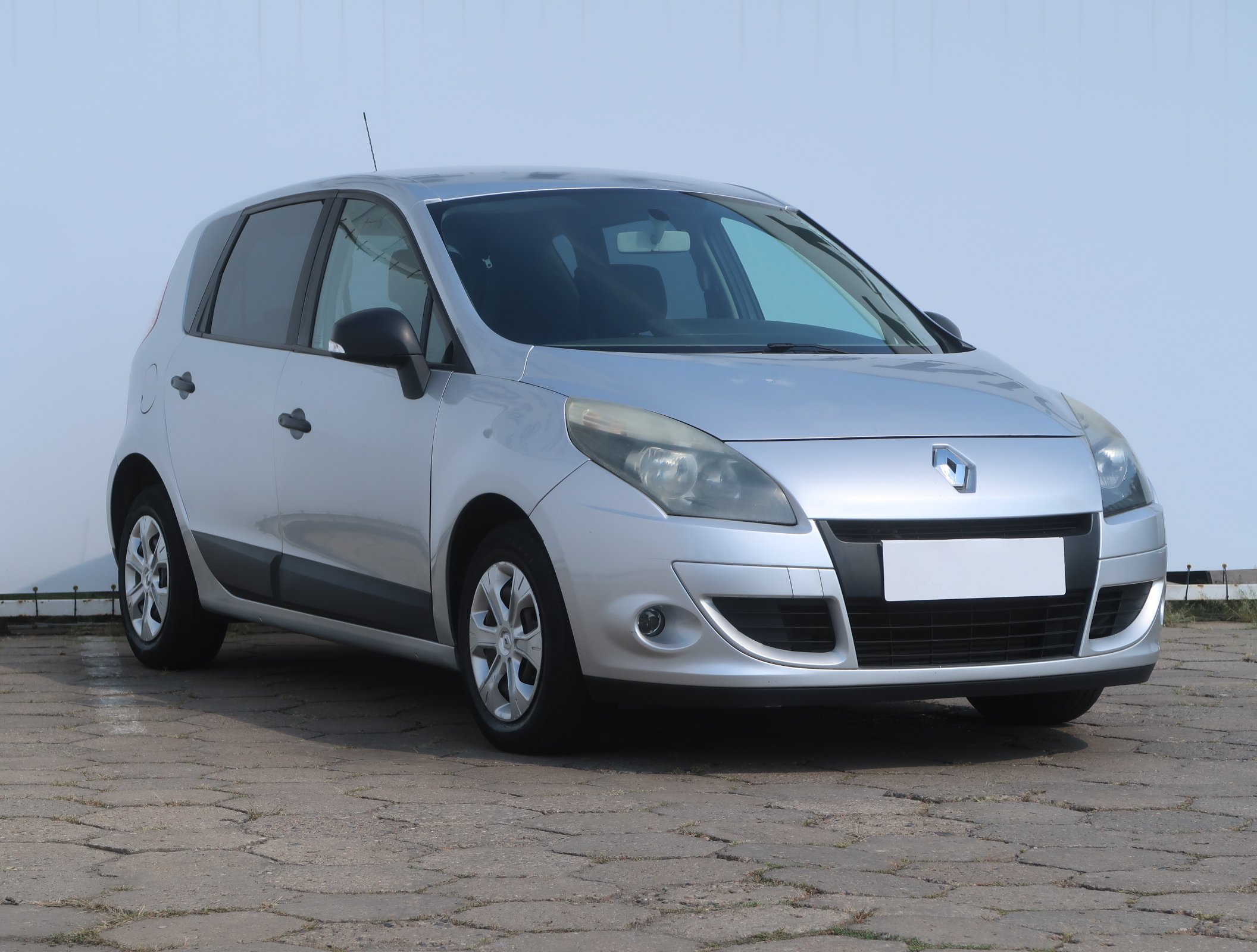 Renault Scenic 1.5 dCi SUV 2010 - 1