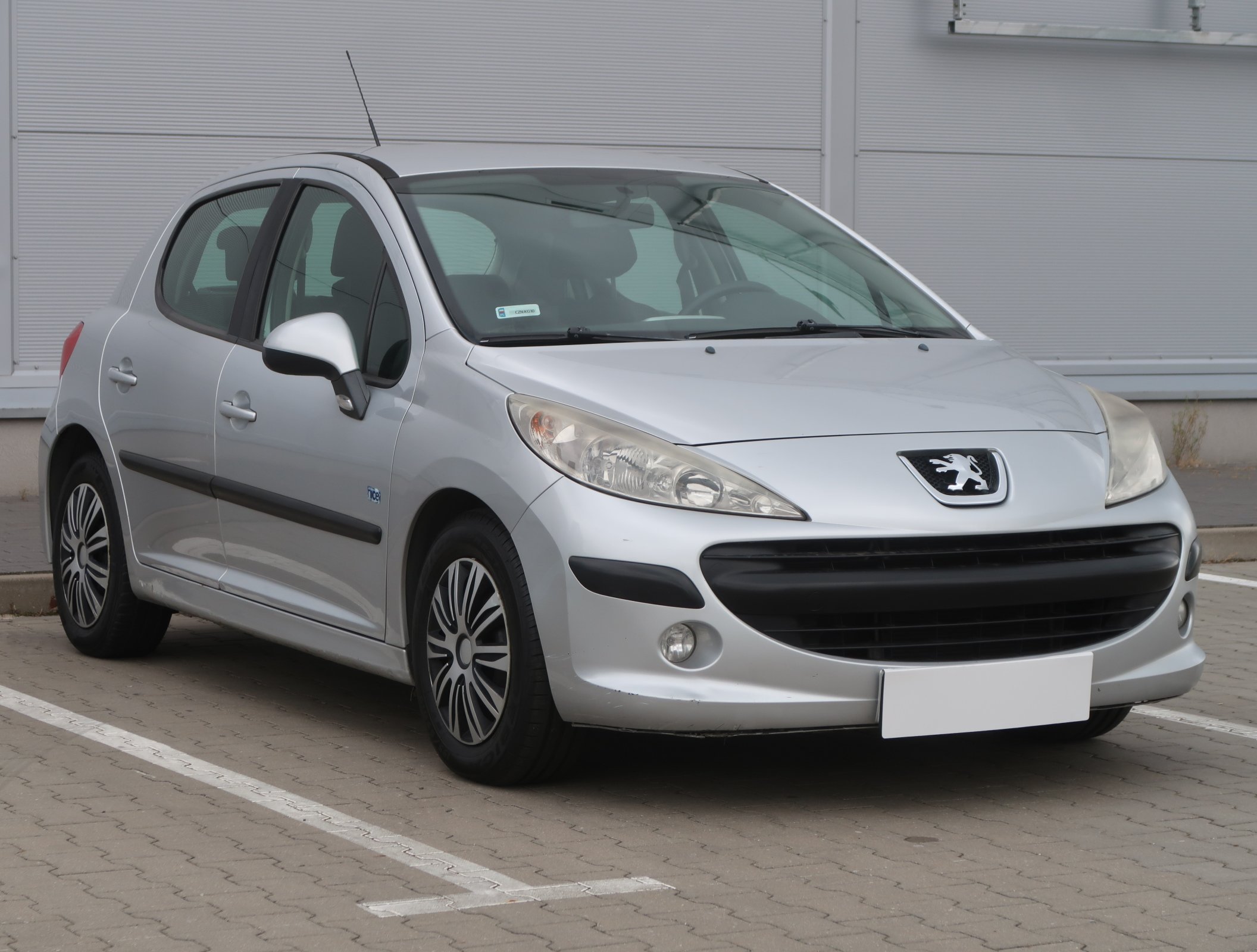 Peugeot 207 1.4 VTi Hatchback 2009 - 1