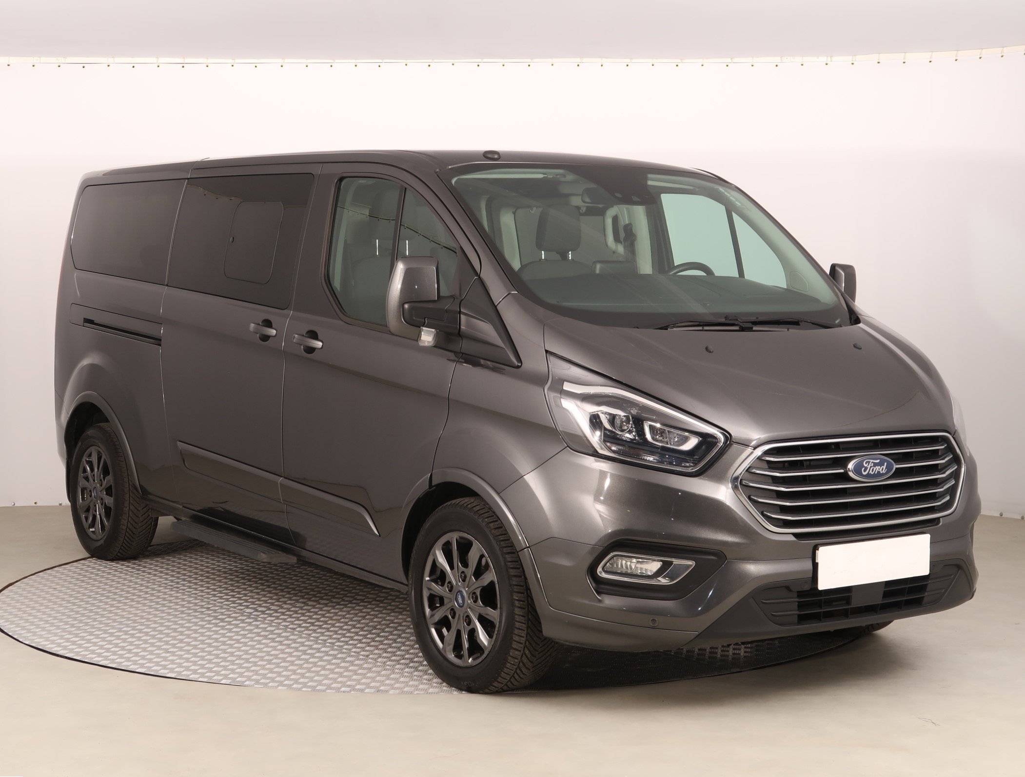 Ford Tourneo Custom 2.0 TDCi Passenger van 2019 - 1