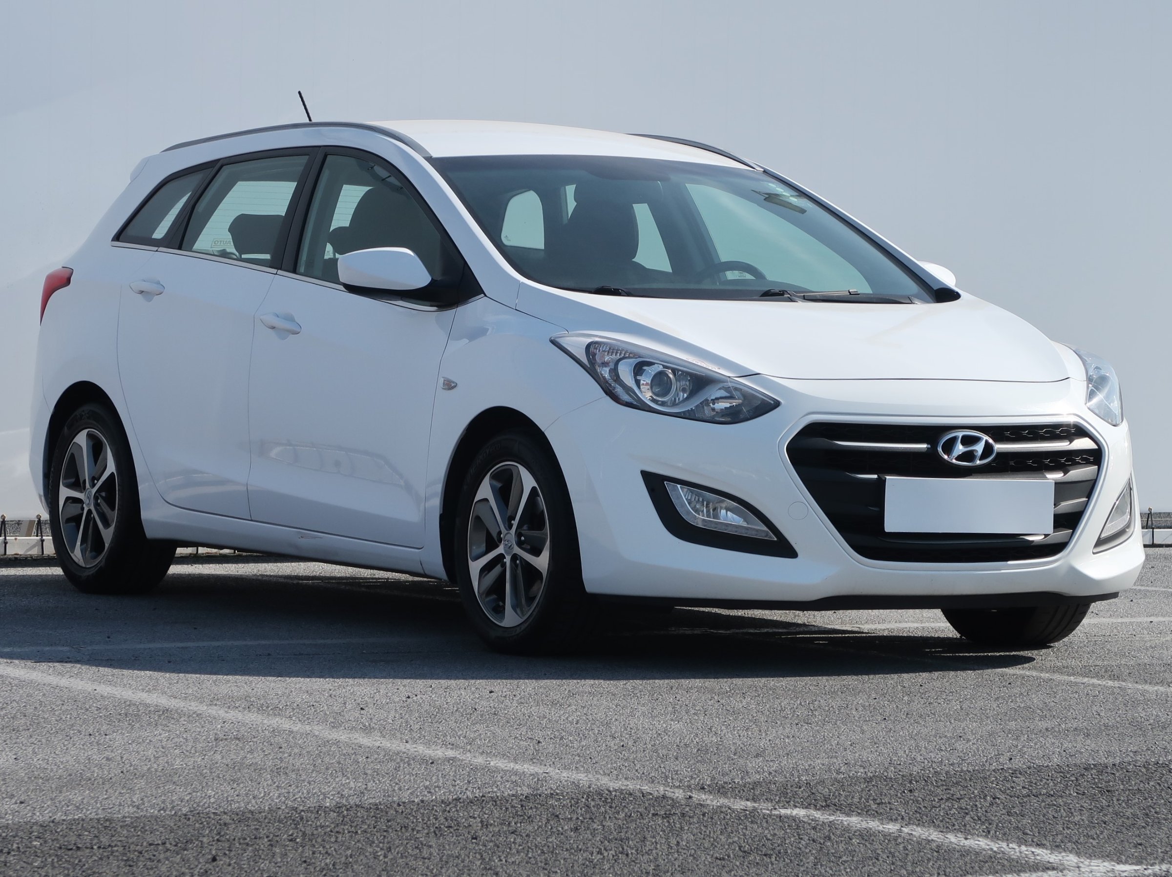 Hyundai i30 1.6 MPI Kombi 2015 - 1