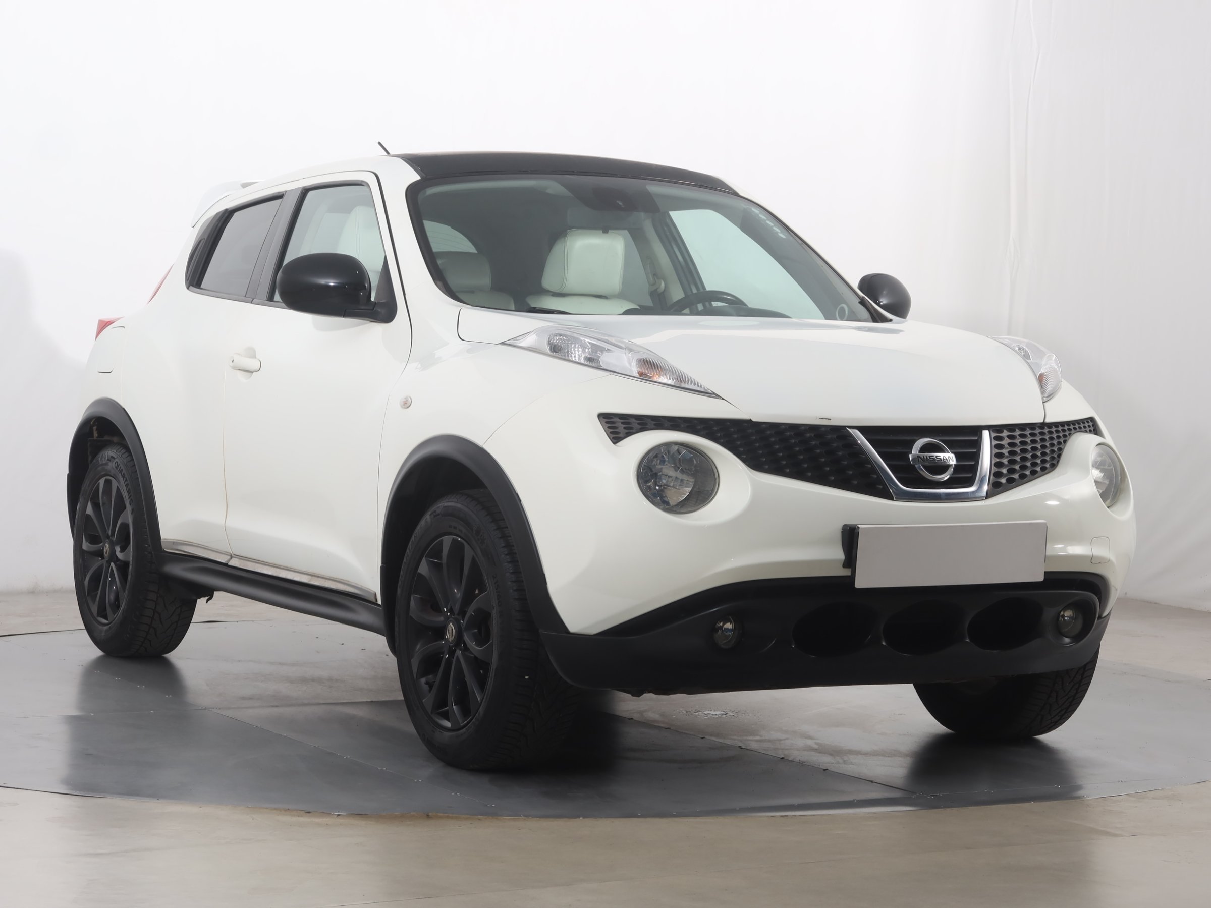 Nissan Juke 1.6 MPI SUV 2012 - 1