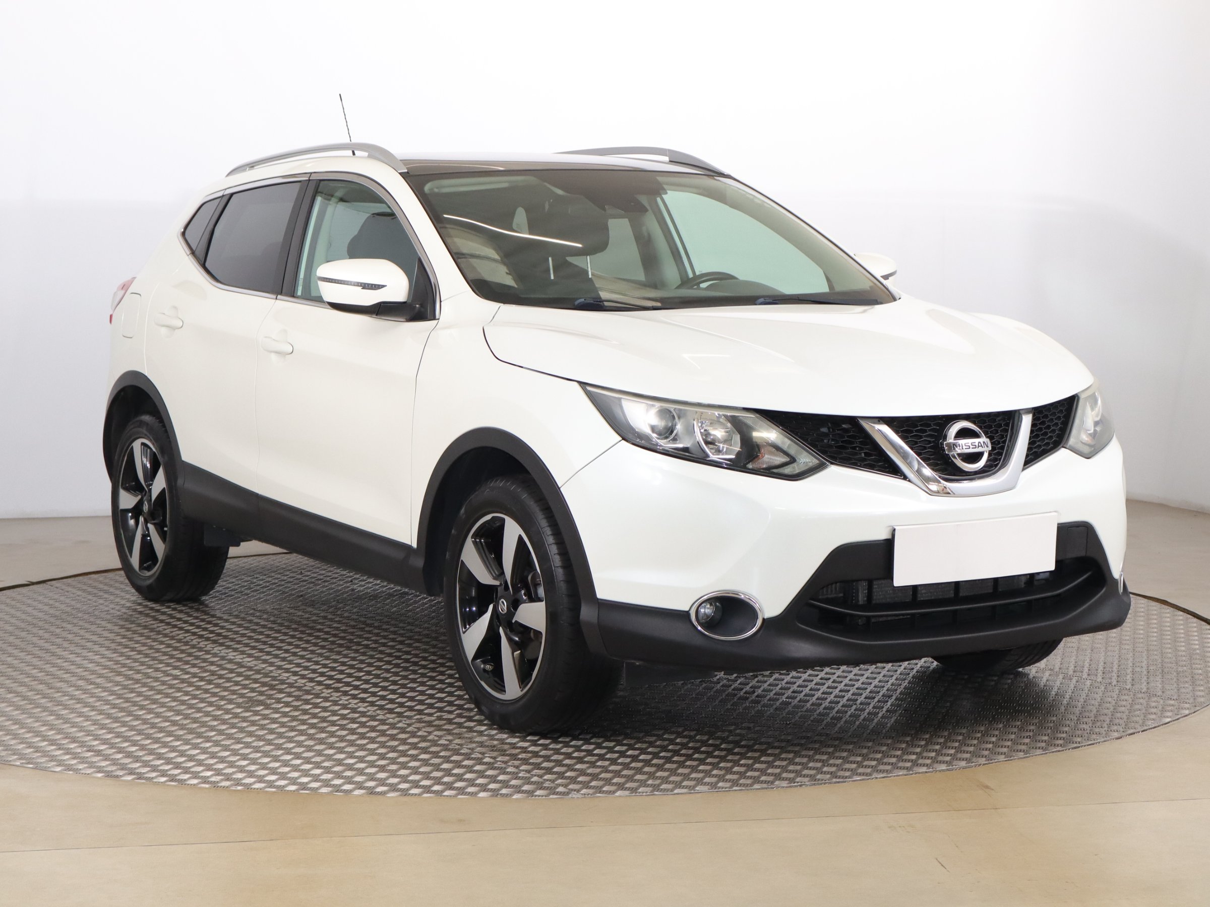 Nissan Qashqai 1.2 DIG-T SUV 2016 - 1