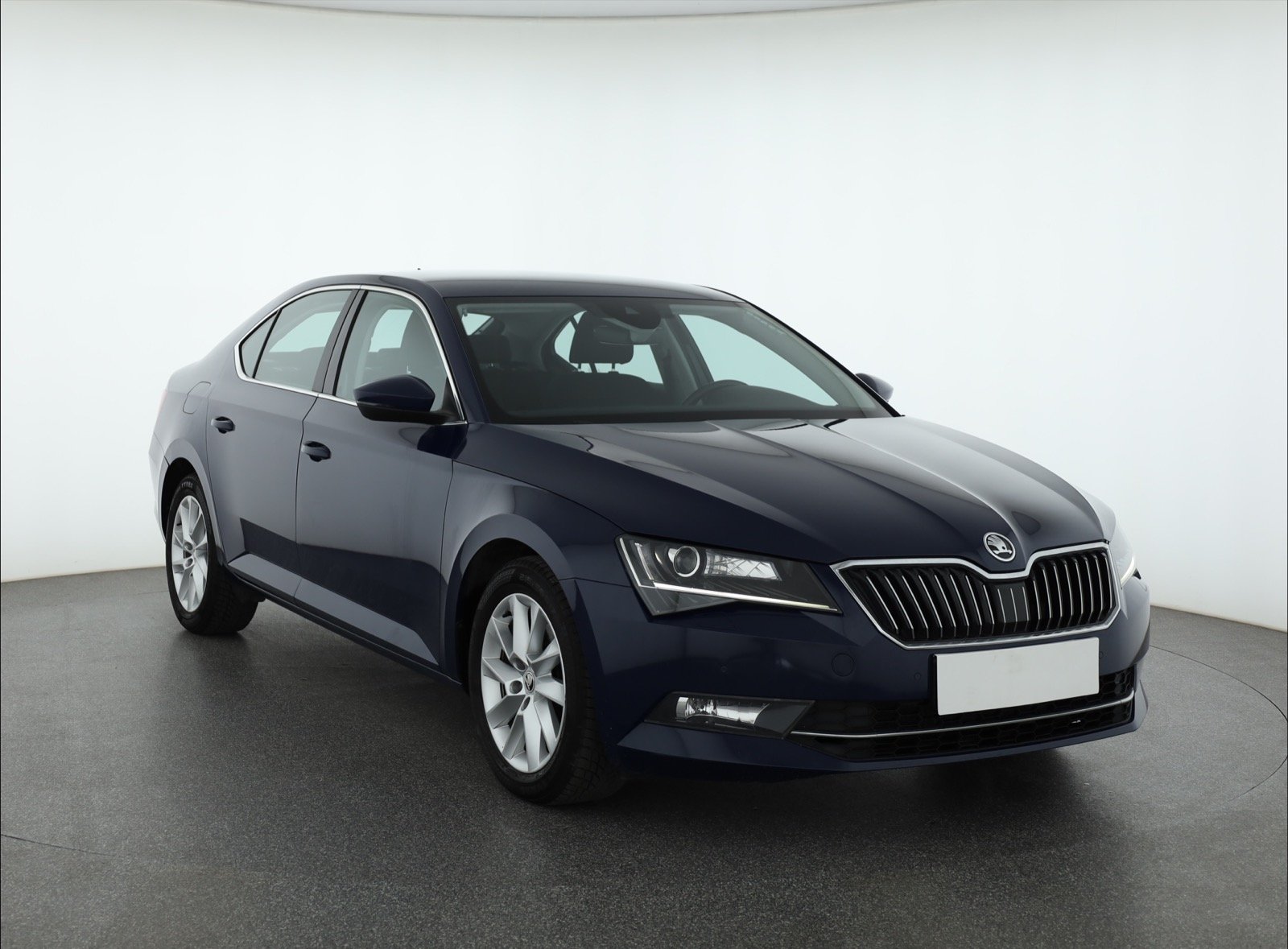 Skoda Superb 2.0 TDI Sedan 2017 - 1