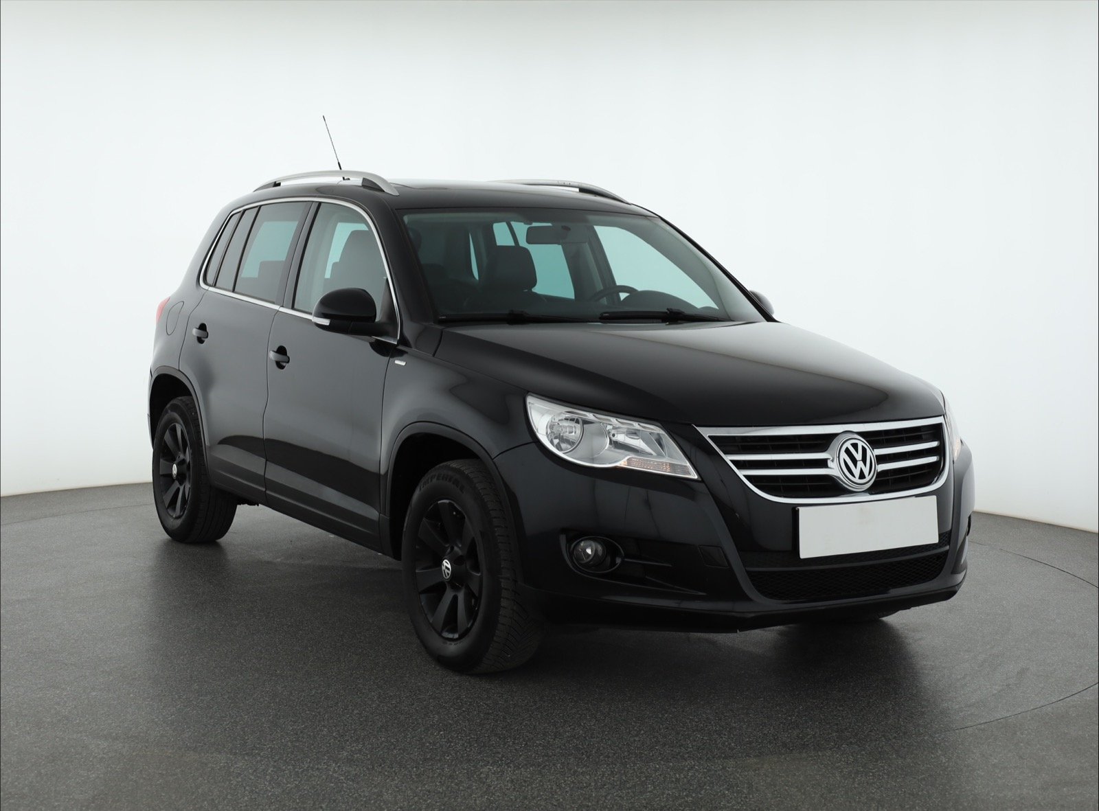 Volkswagen Tiguan 2.0 TSI SUV 2010 - 1