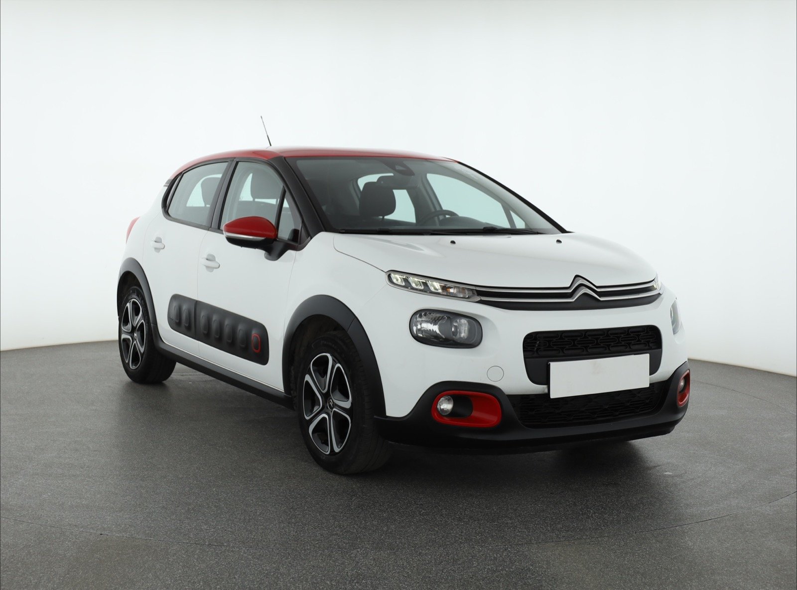 Citroën C3 1.2 PureTech Hatchback 2018 - 1