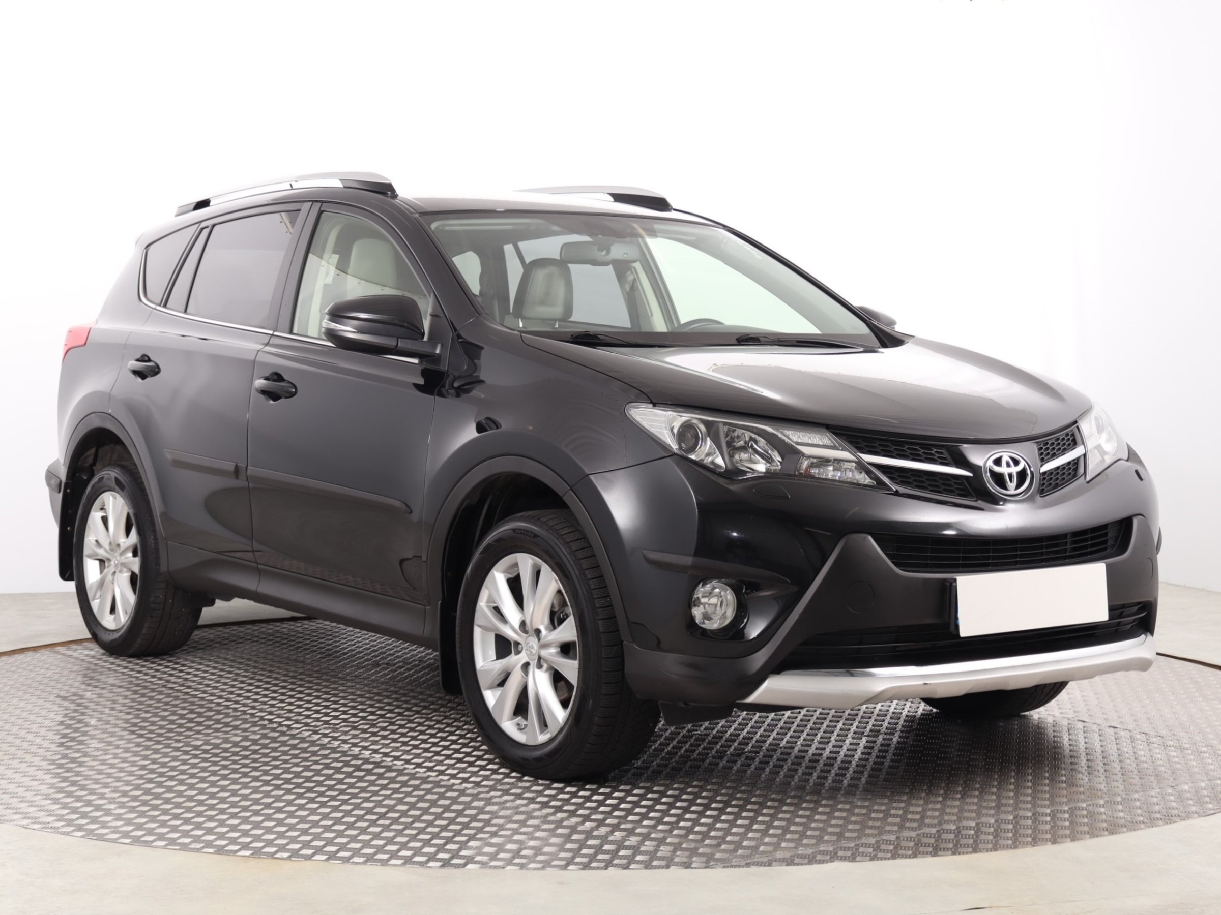 Toyota RAV4 2.2 D-4D AWD SUV 2013 - 1