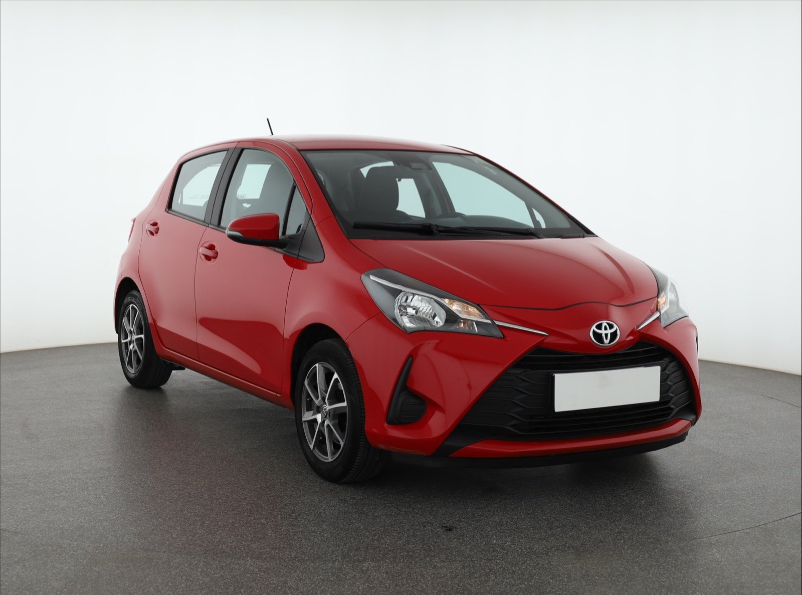 Toyota Yaris 1.5 Dual VVT-iE Hatchback 2018 - 1