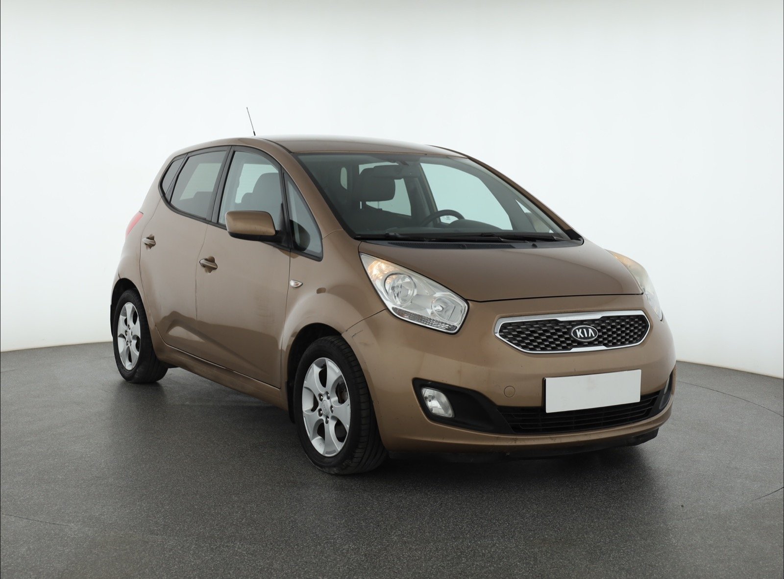 Kia Venga 1.6 CVVT SUV 2010 - 1