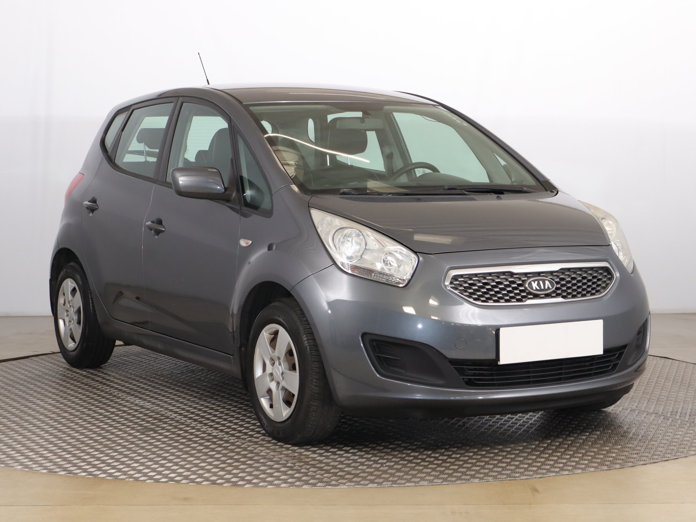 Kia Venga 1.4 CVVT SUV 2011 - 1