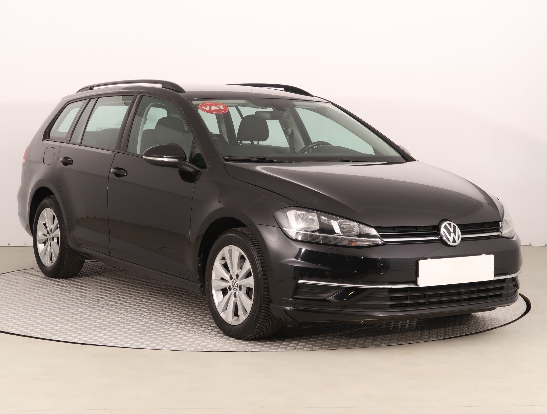 Volkswagen Golf 1.0 TSI Wagon 2017 - 1