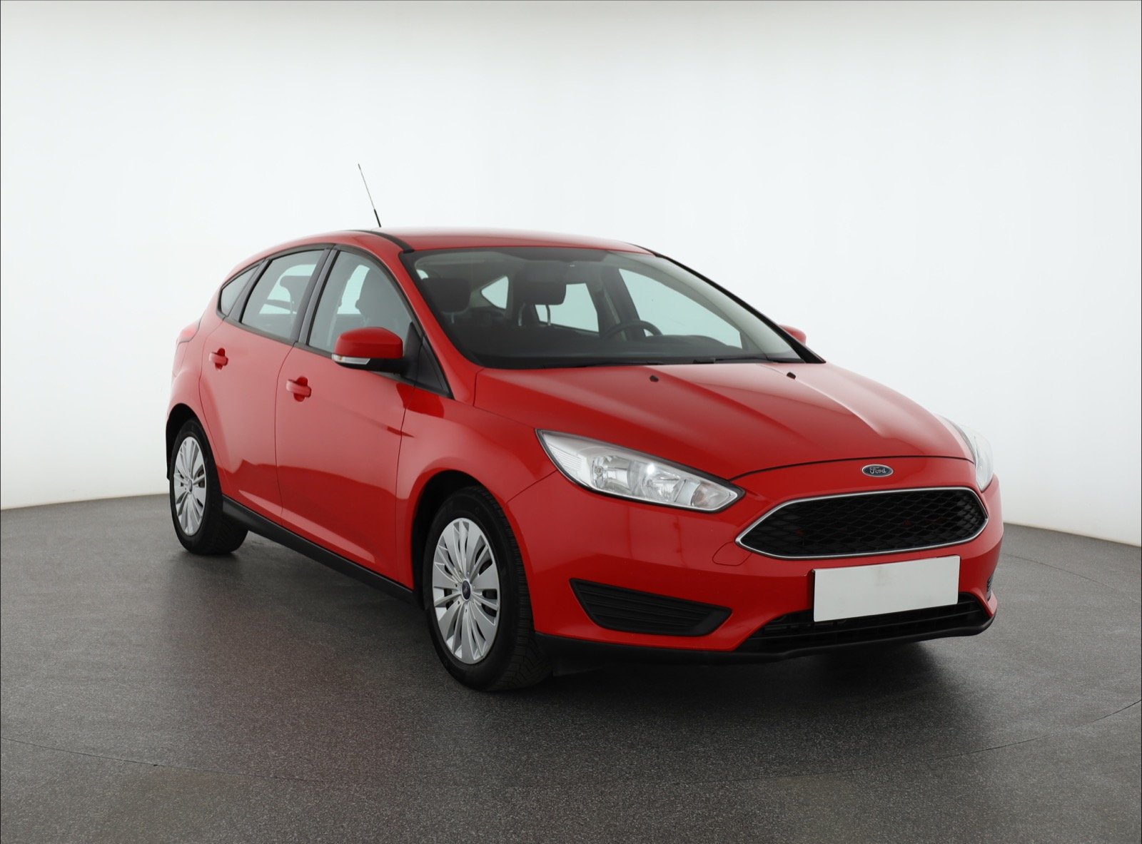 Ford Focus 1.6 Duratec Ti-VCT Hatchback 2017 - 1