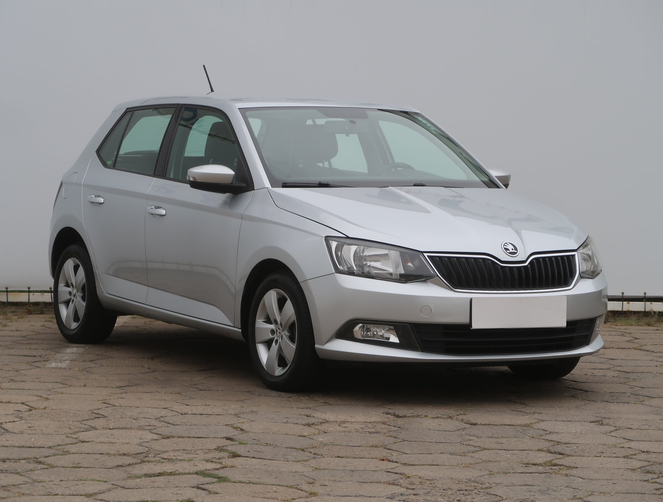 Skoda Fabia 1.2 TSI Hatchback 2015 - 1