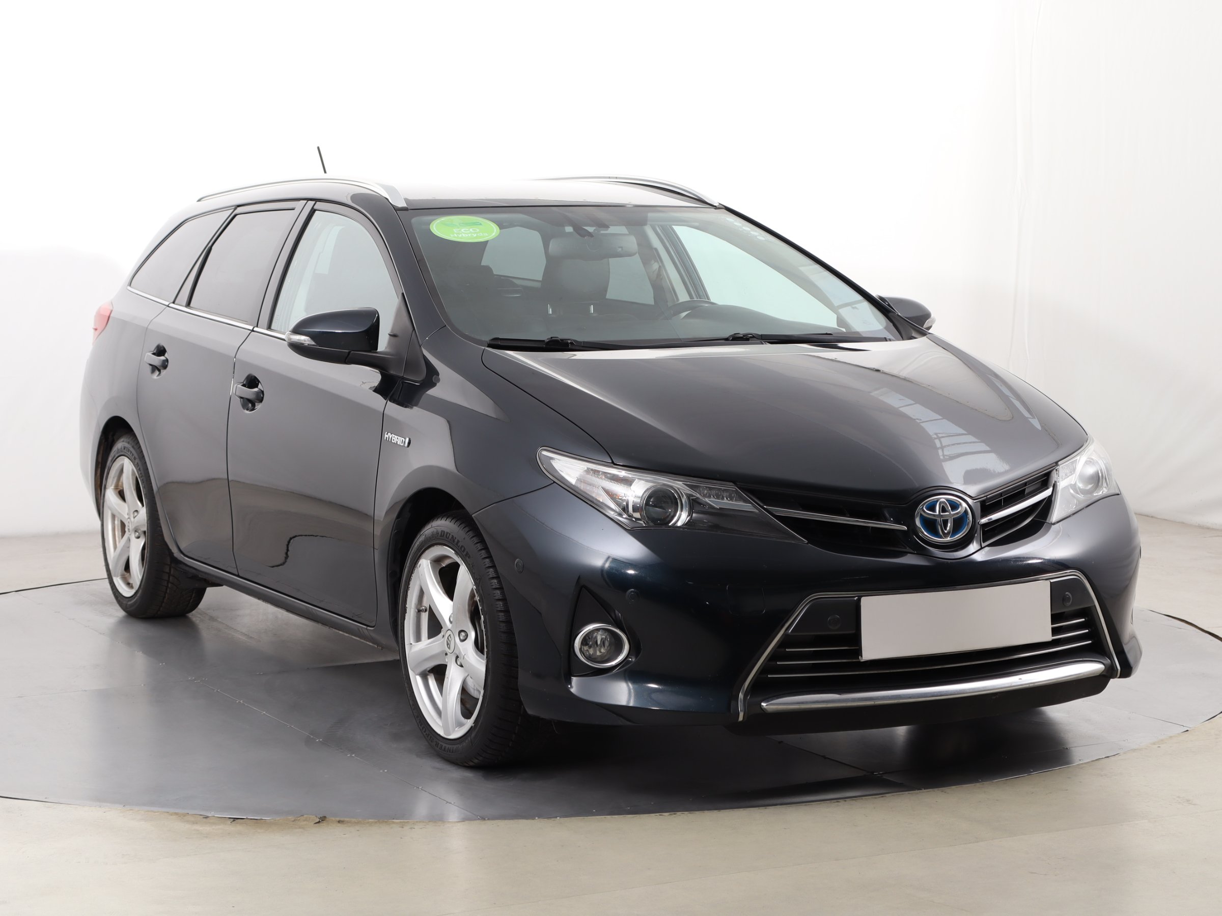 Toyota Auris 1.8 VVT-i Hybrid Kombi 2014 - 1