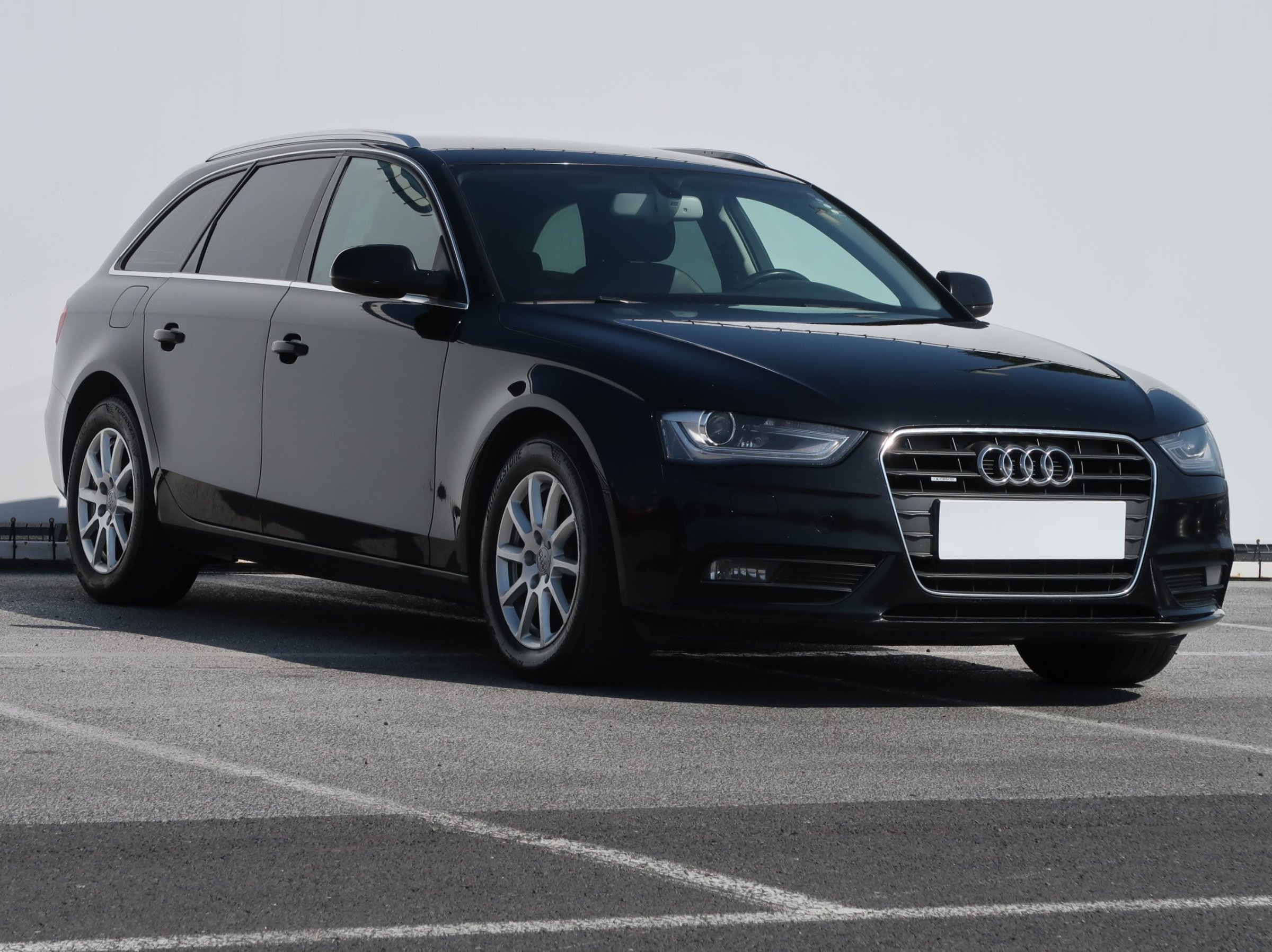 Audi A4 2.0 TDI quattro Wagon 2015 - 1