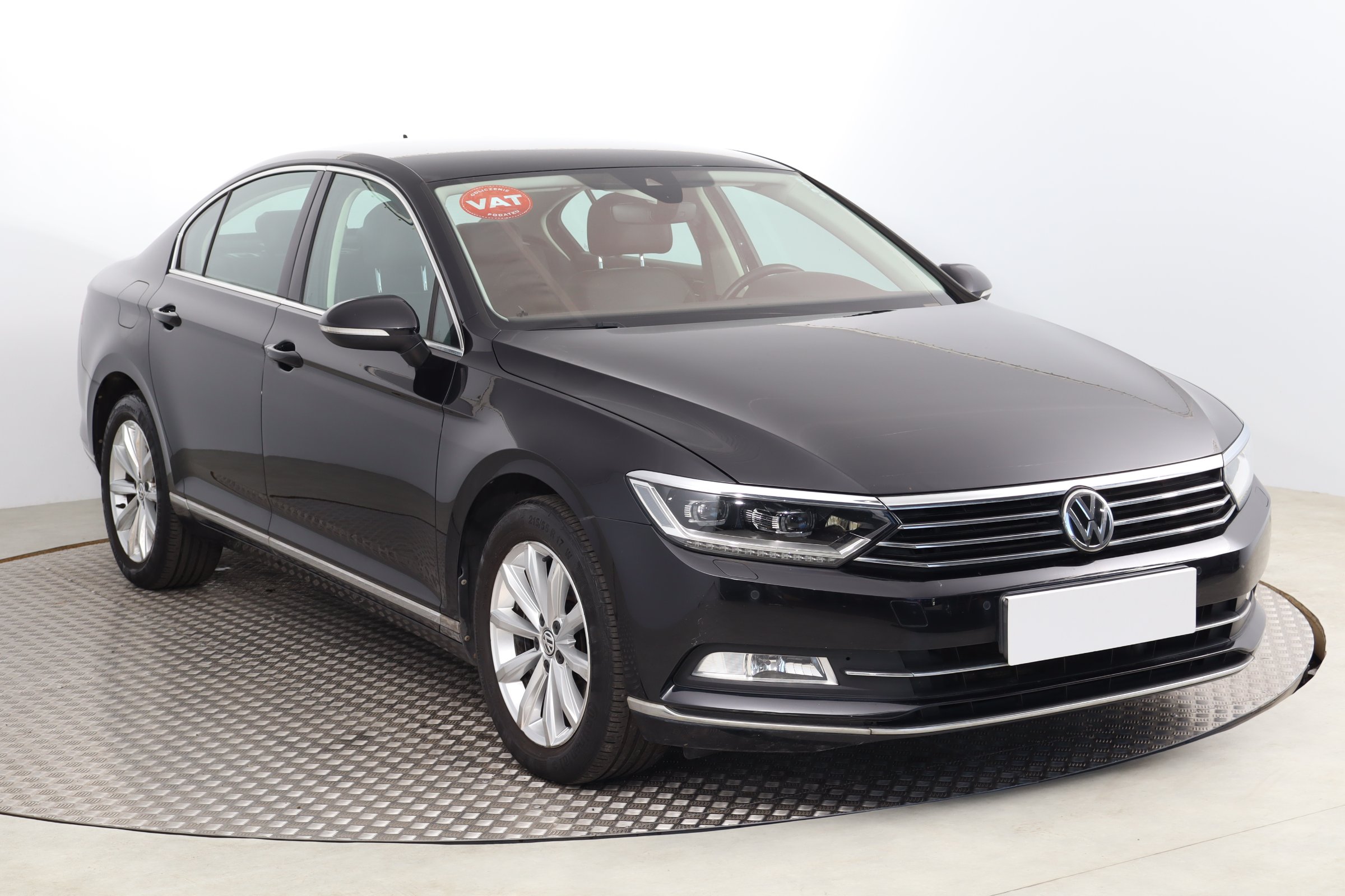 Volkswagen Passat 1.8 TSI Sedan 2016 - 1