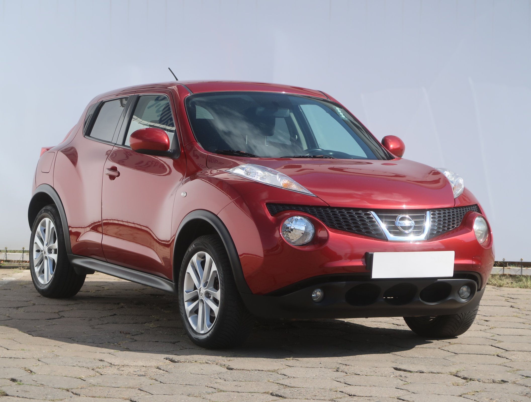 Nissan Juke 1.6 MPI SUV 2011 - 1