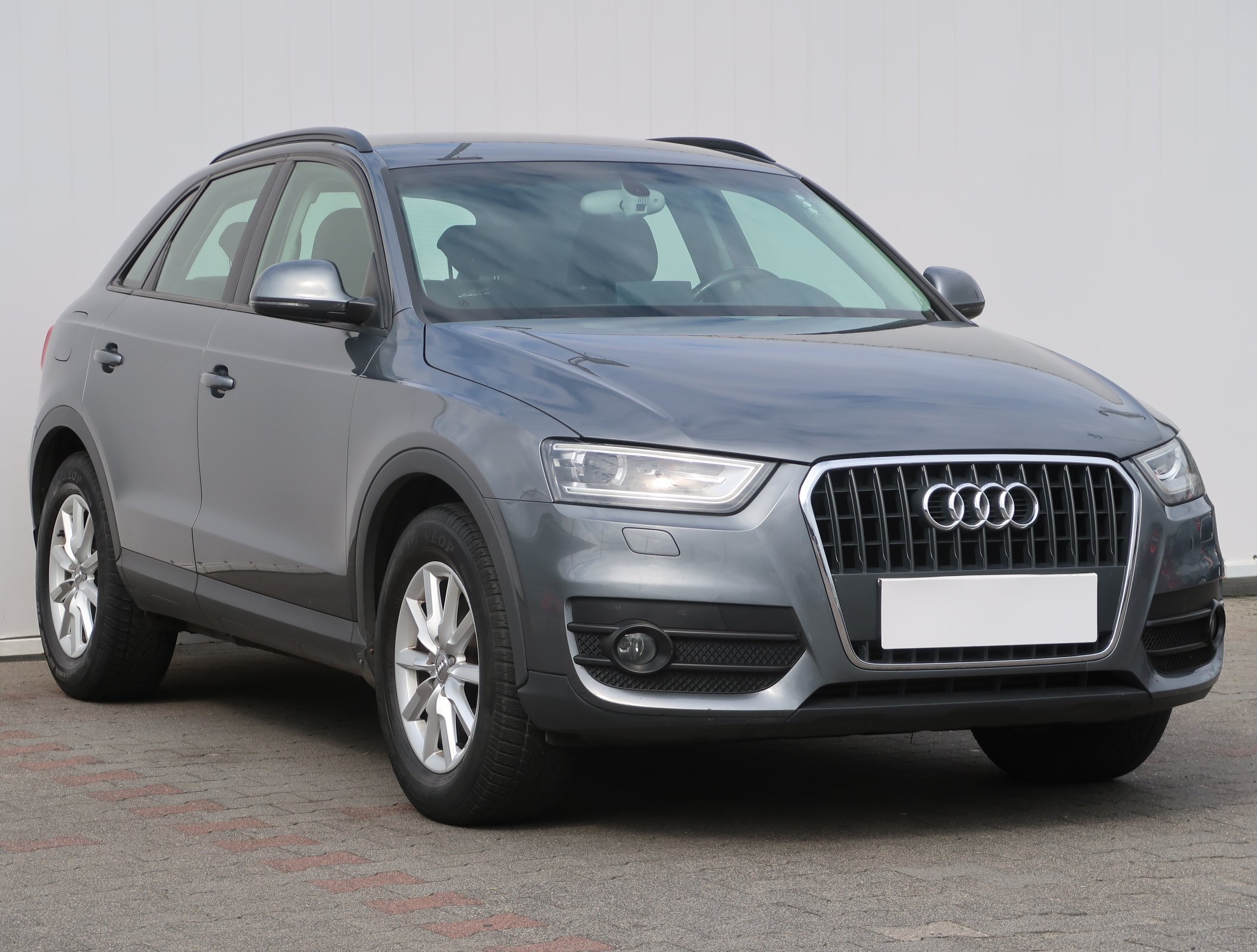 Audi Q3 2.0 TDI SUV 2013 - 1