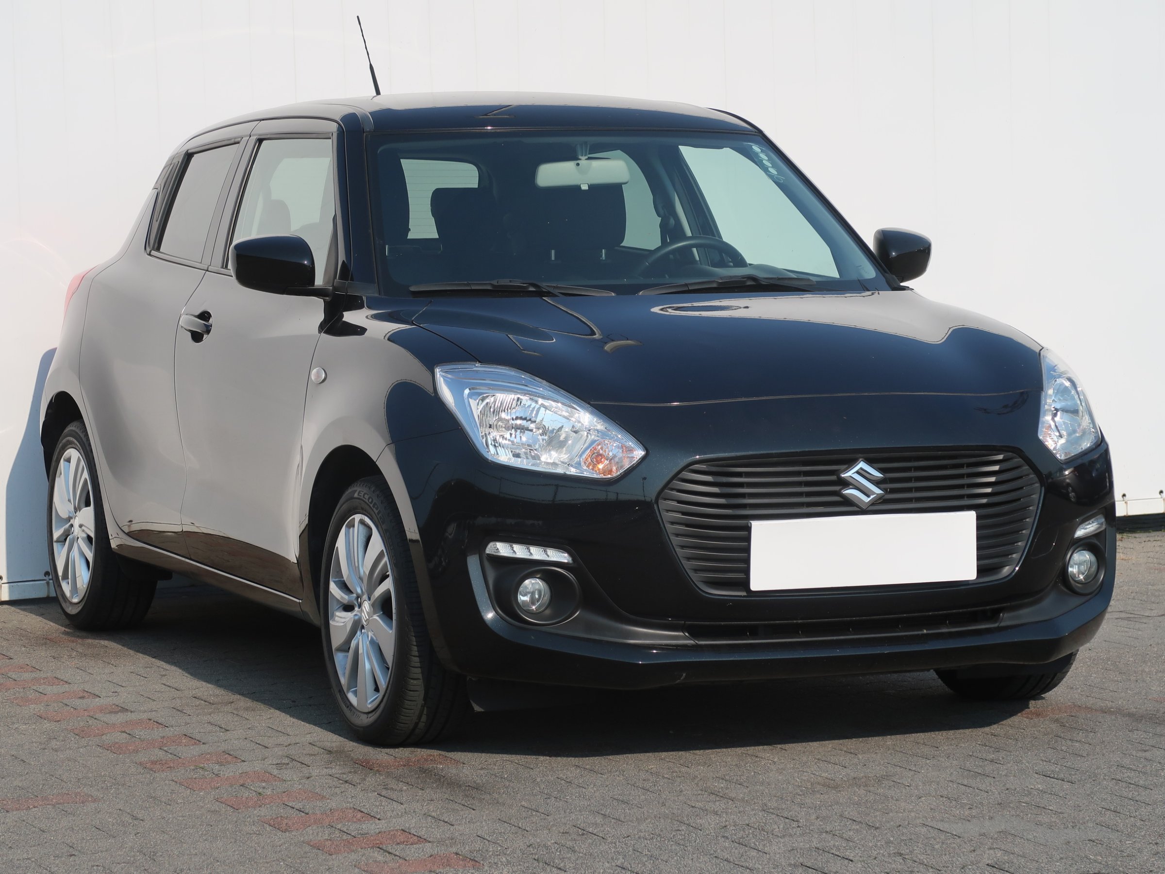 Suzuki Swift 1.2 DualJet SHVS Hatchback 2020 - 1