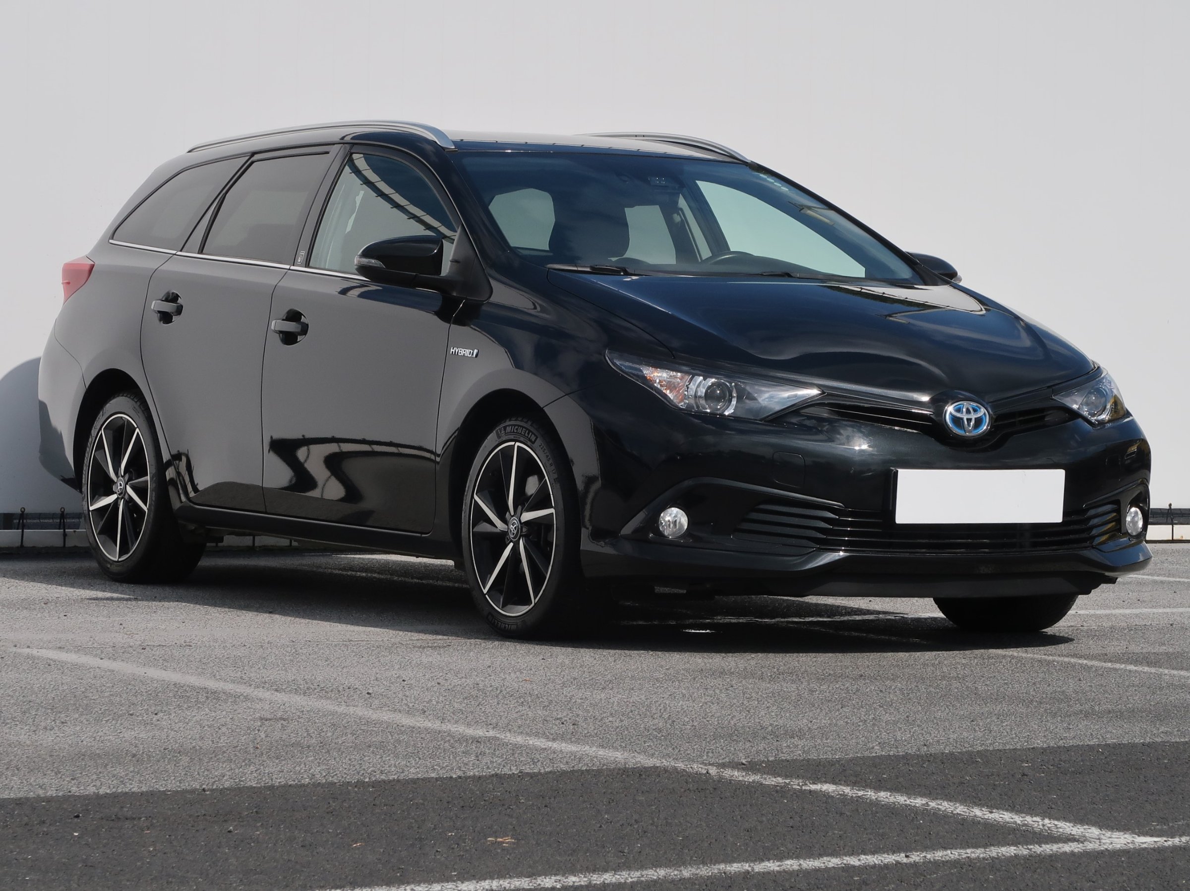 Toyota Auris 1.8 VVT-i Hybrid Wagon 2018 - 1