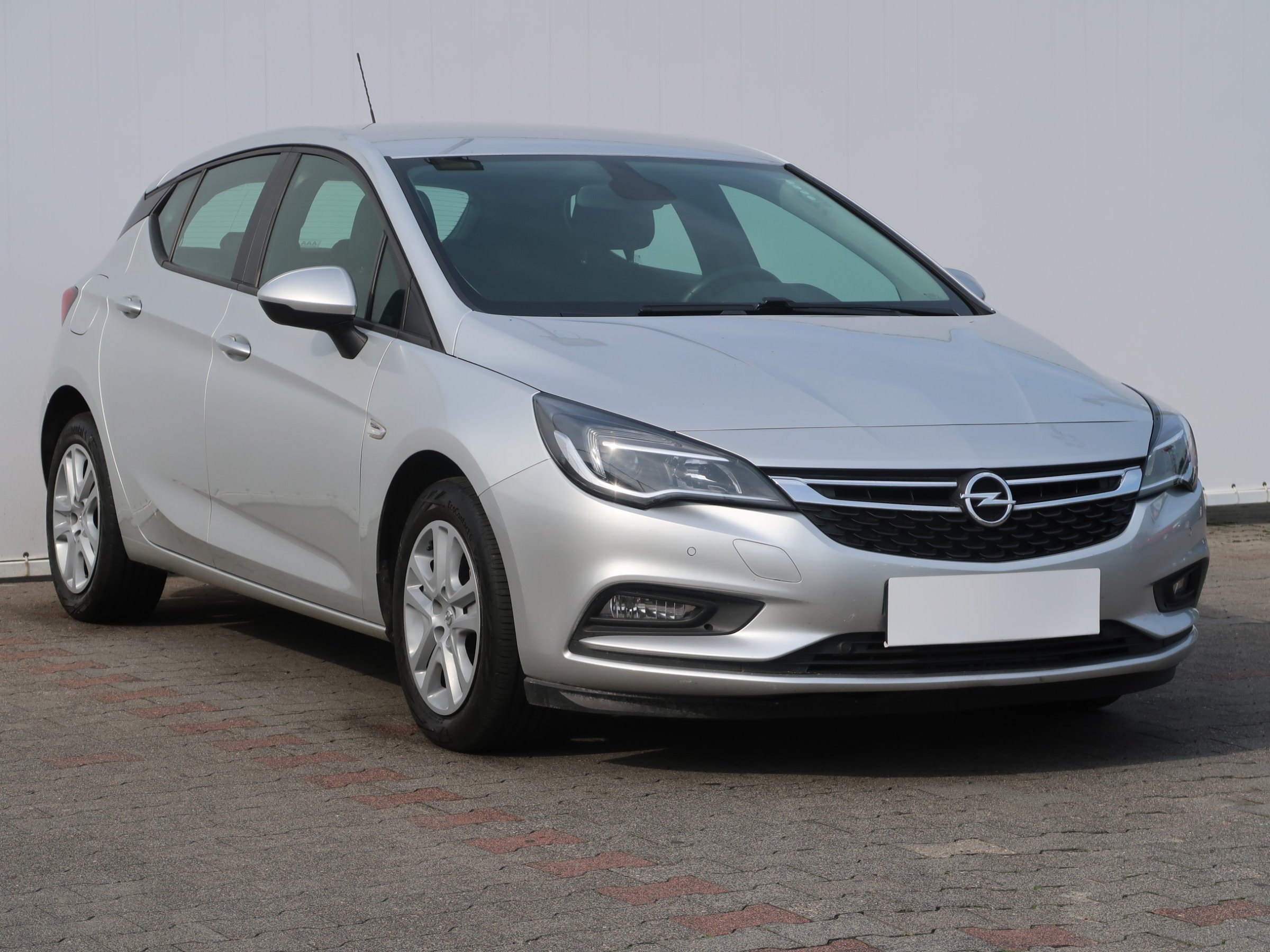 Opel Astra 1.6 CDTI Hatchback 2019 - 1