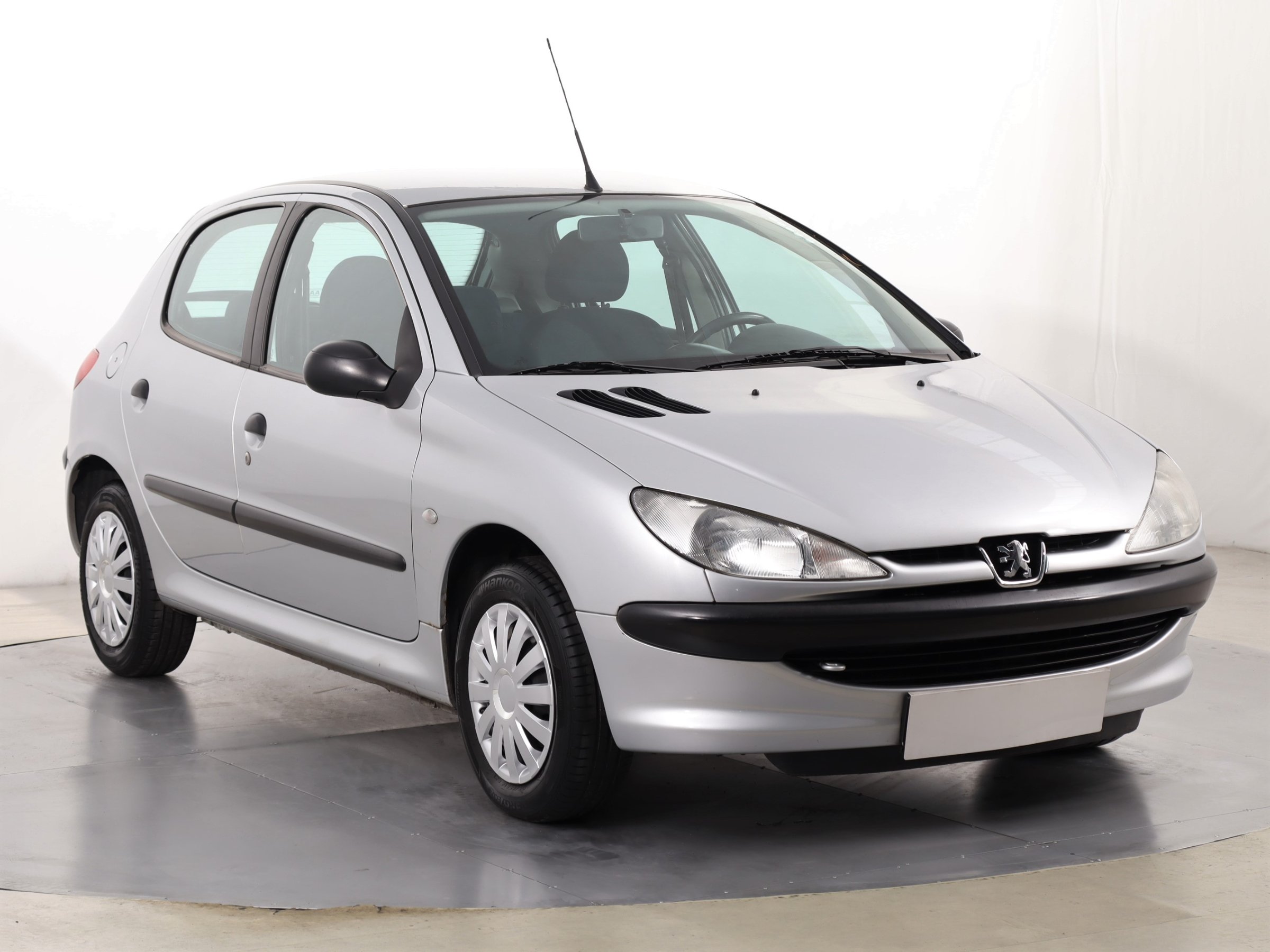 Peugeot 206 1.1 MPI Hatchback 2002 - 1