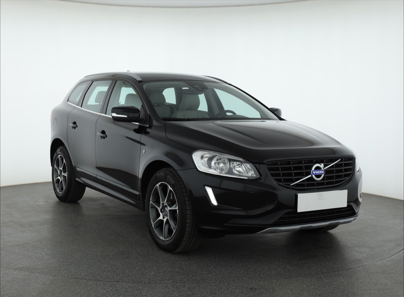 Volvo XC60 2.4 D4 AWD SUV 2016 - 1