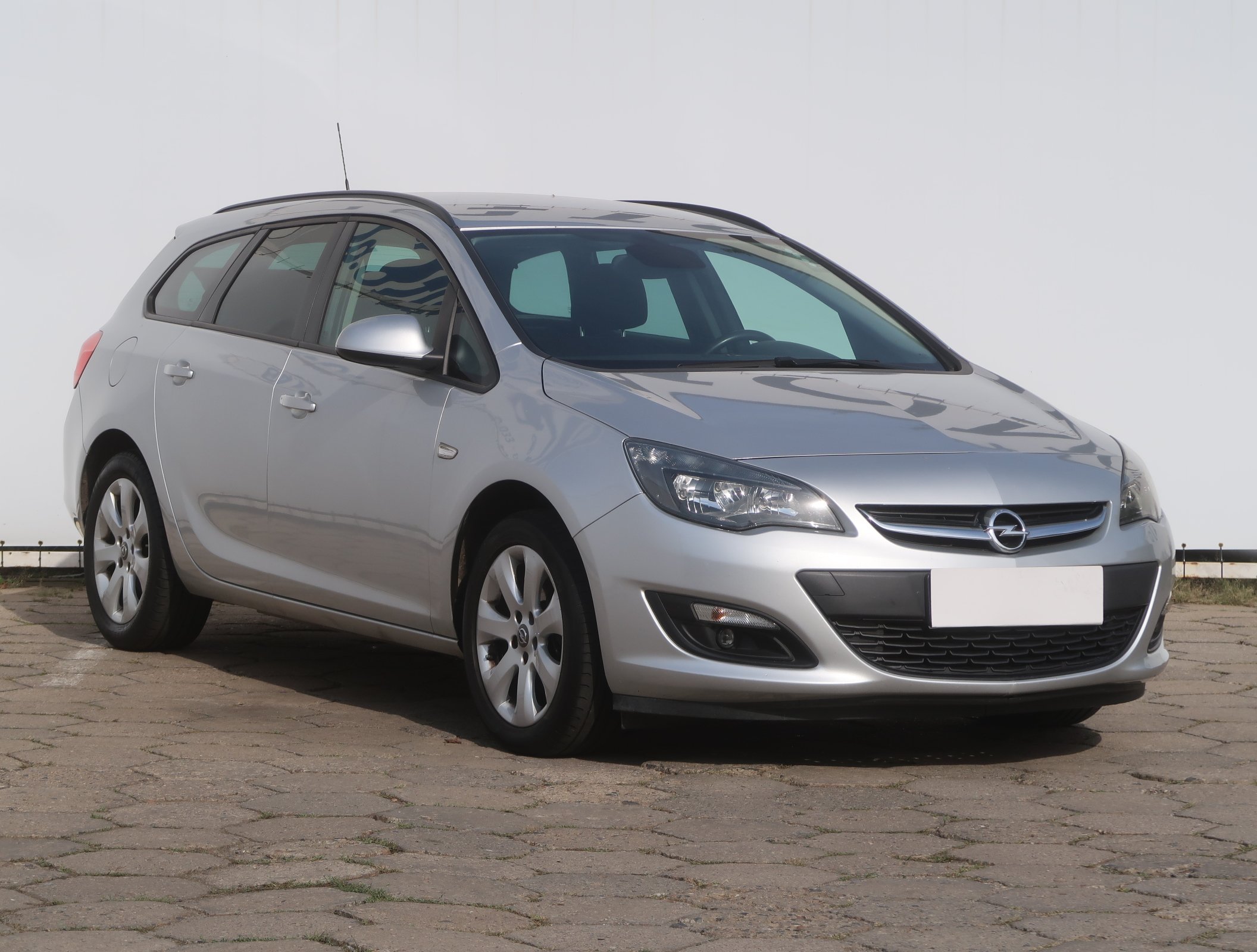 Opel Astra 1.6 CDTI Wagon 2015 - 1