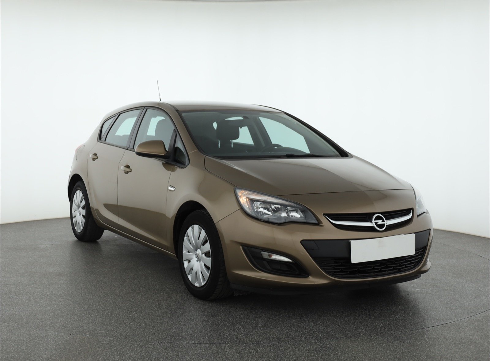 Opel Astra 1.6 Ecotec Hatchback 2013 - 1