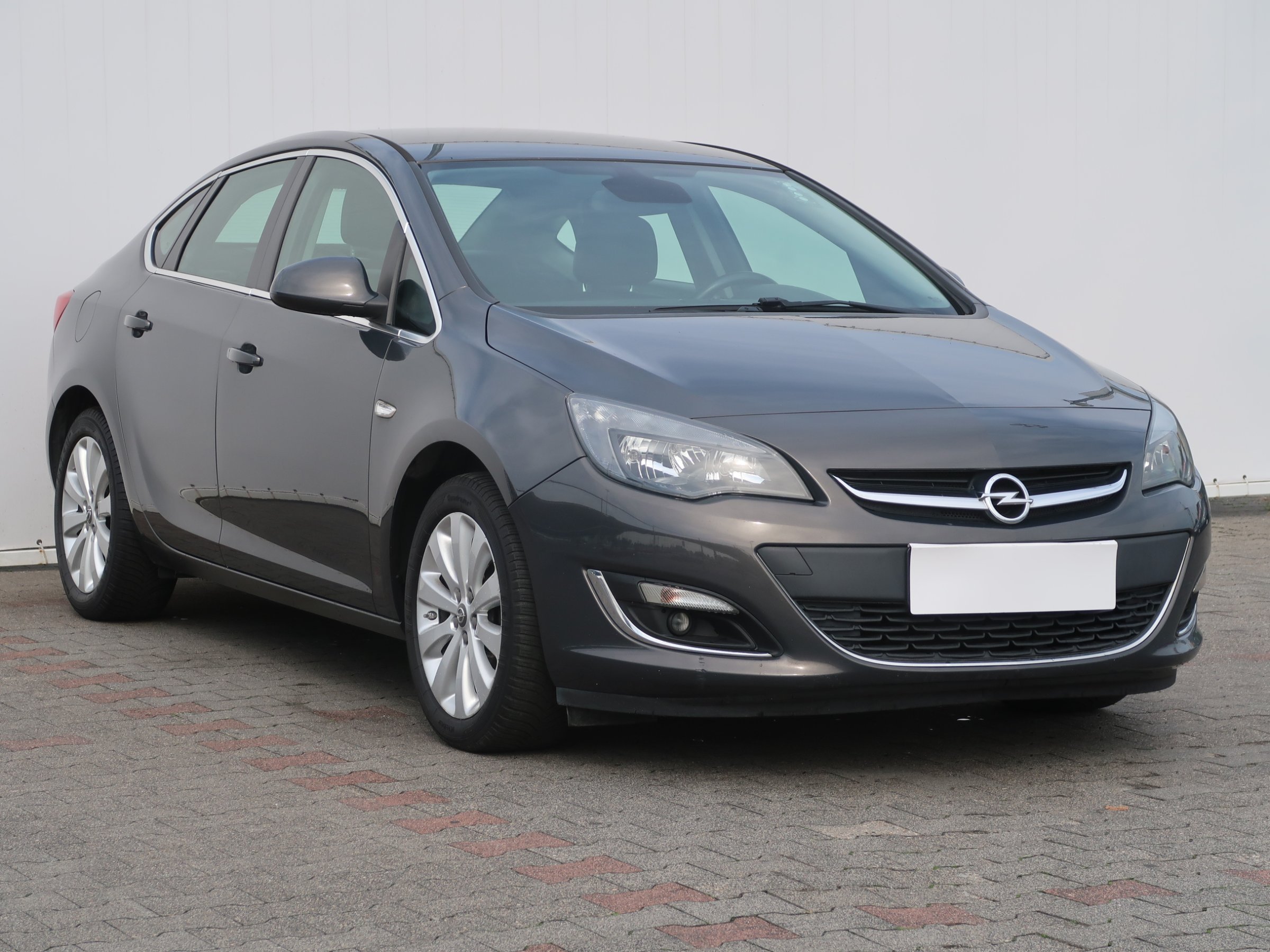 Opel Astra 1.4 Ecotec Sedan 2015 - 1