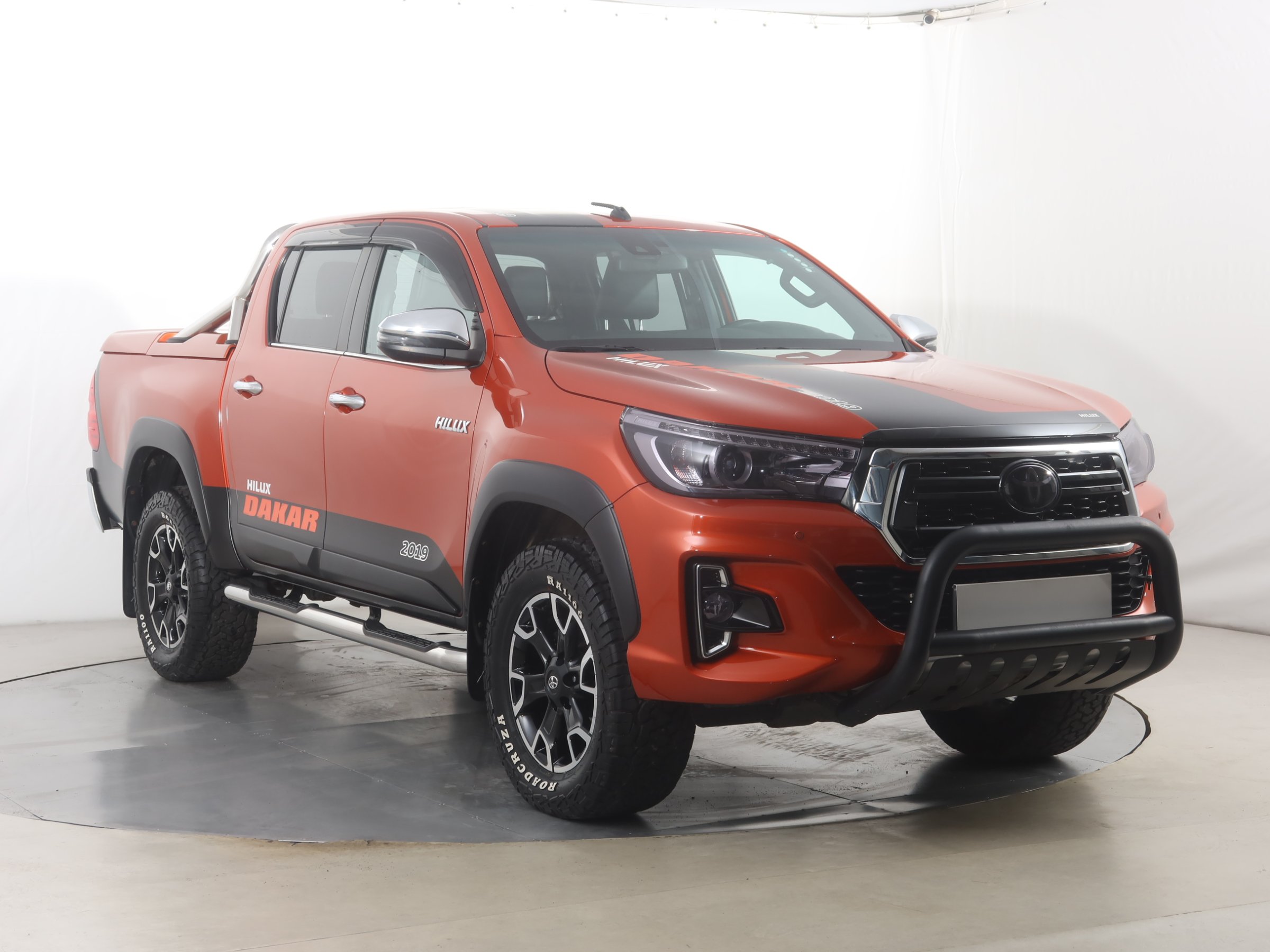 Toyota Hilux 2.4 D-4D 4WD SUV 2019 - 1