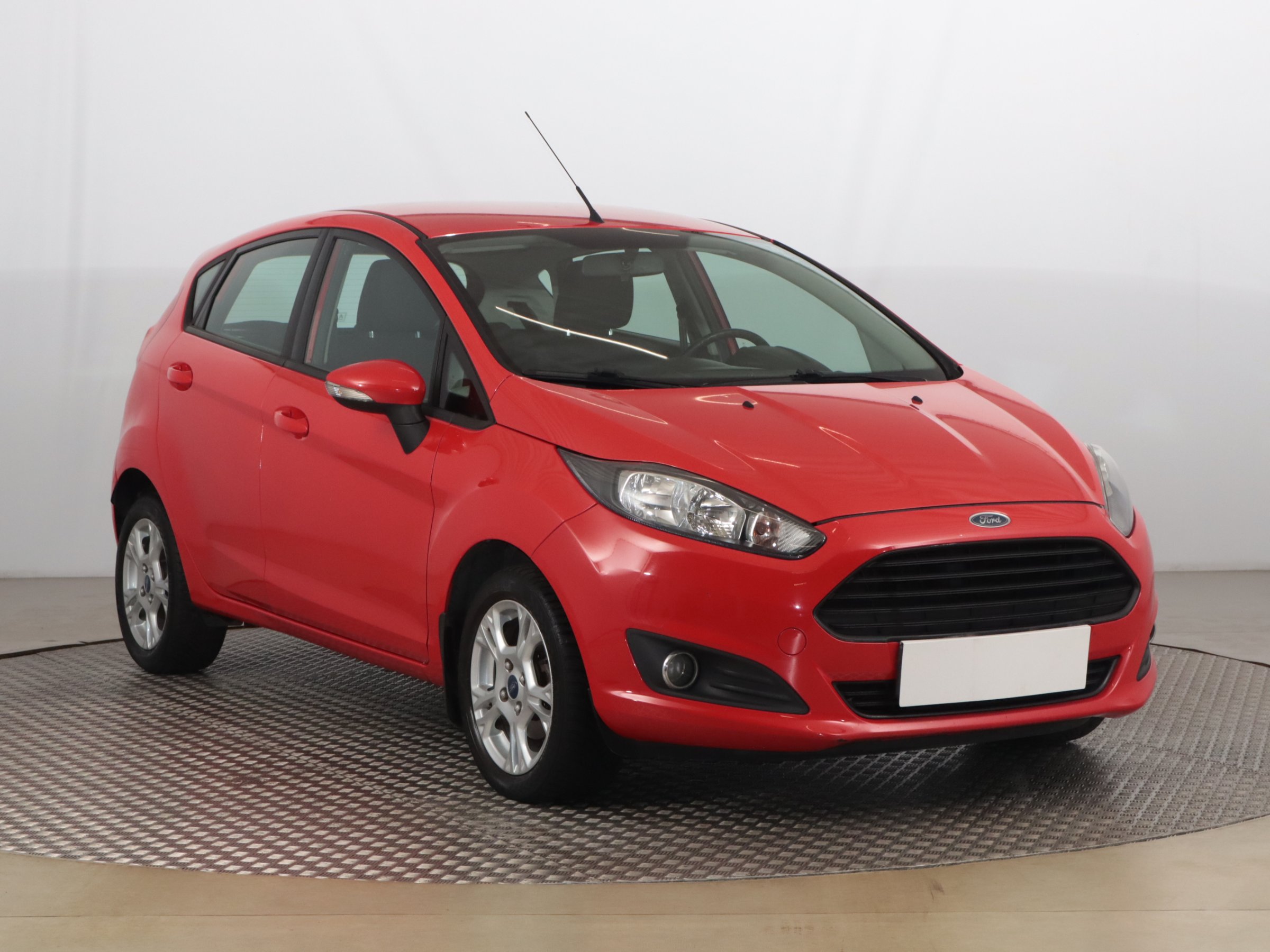 Ford Fiesta 1.25 Duratec Hatchback 2013 - 1