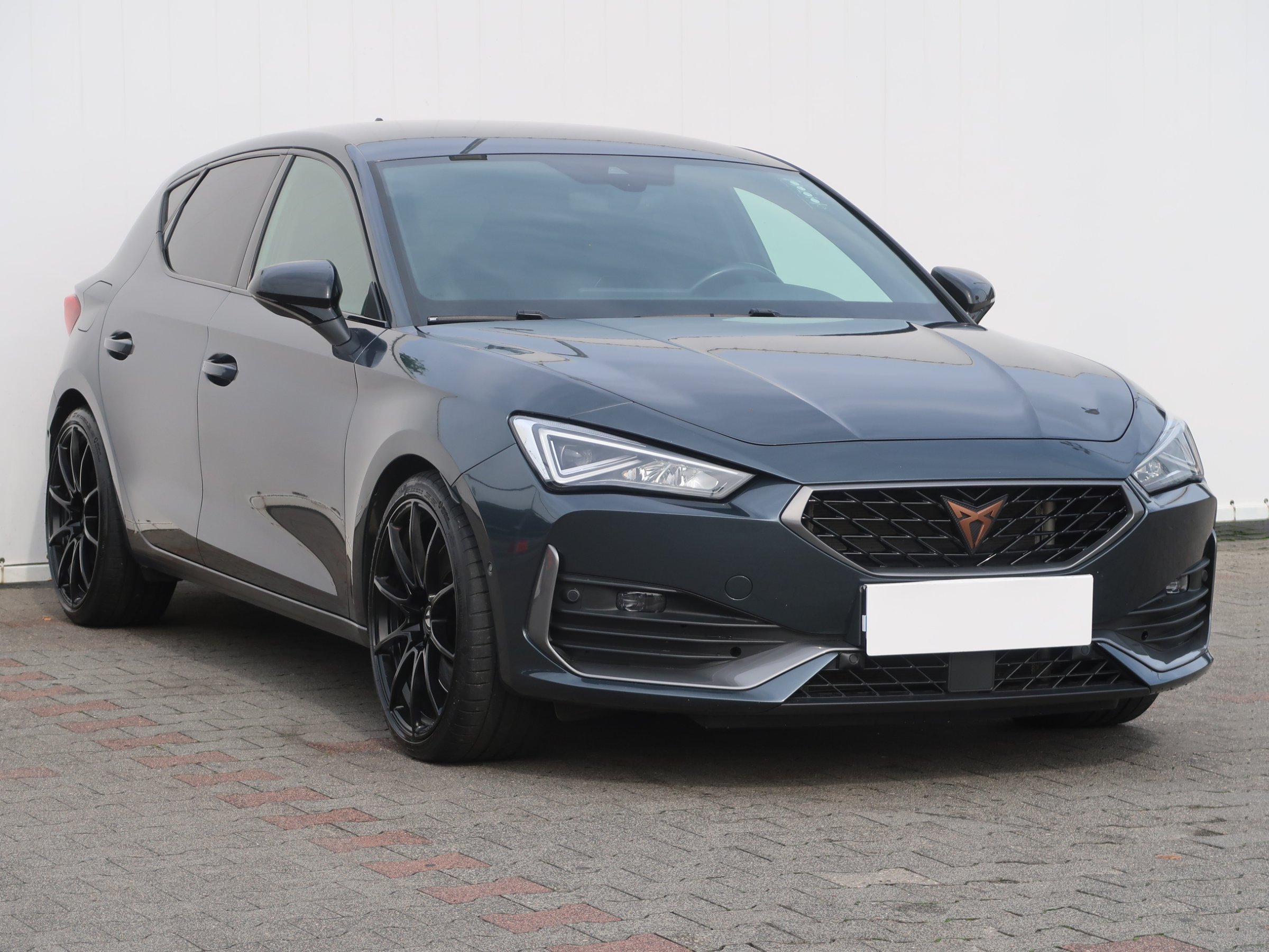 Cupra Leon 2.0 TSI Hatchback 2021 - 1