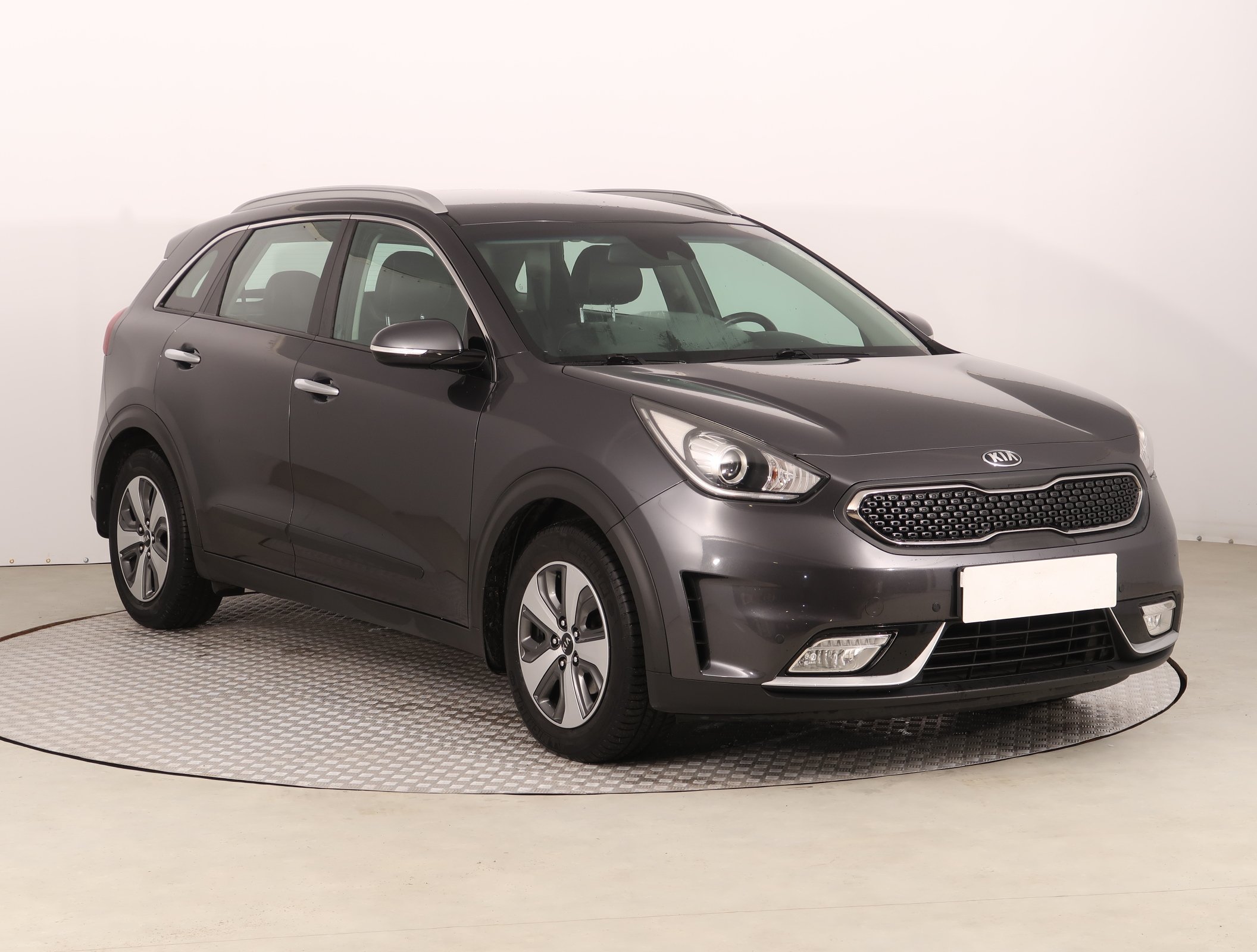 Kia Niro 1.6 GDI Hybrid SUV 2018 - 1