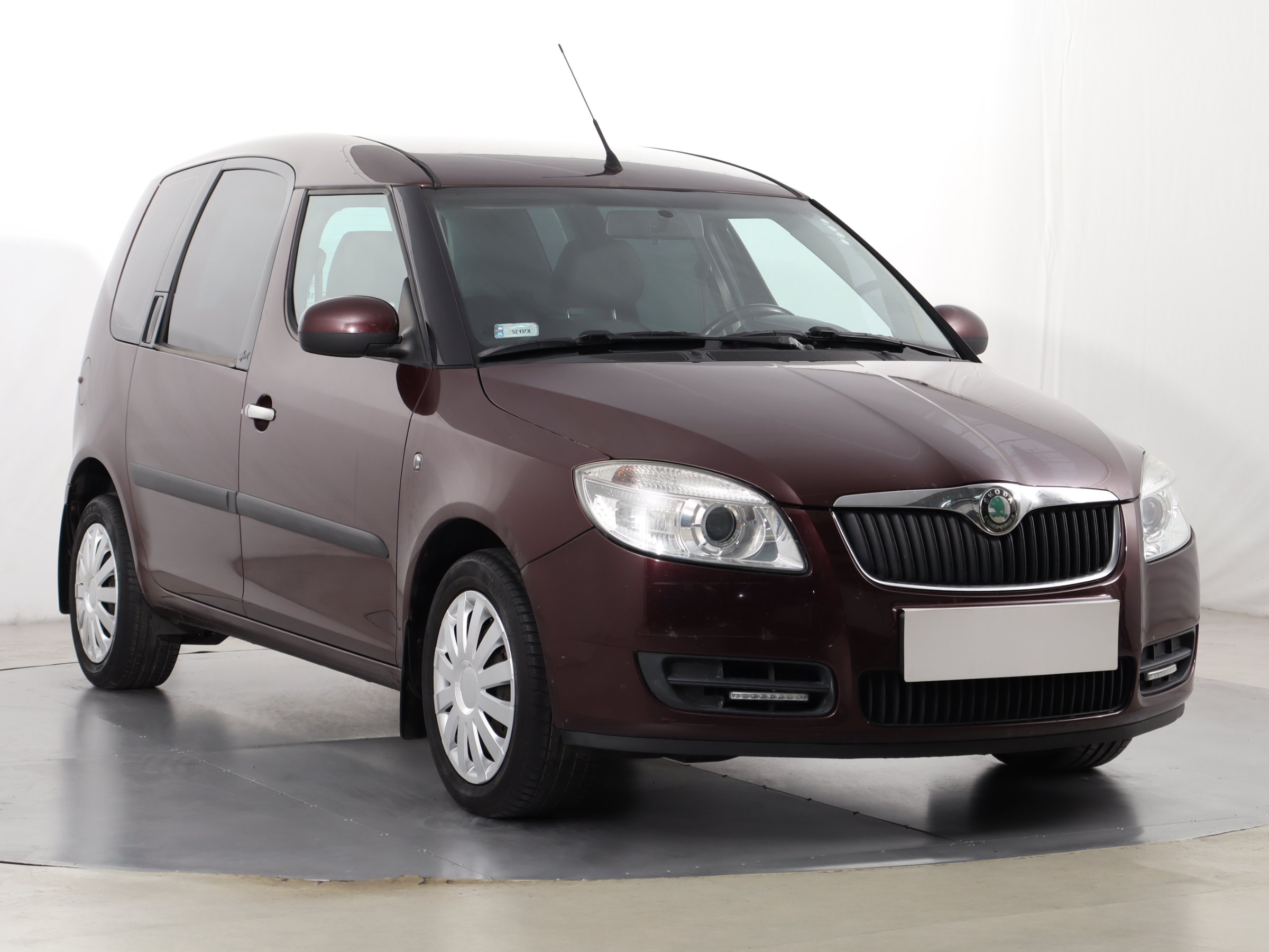 Skoda Roomster 1.4 MPI SUV 2010 - 1