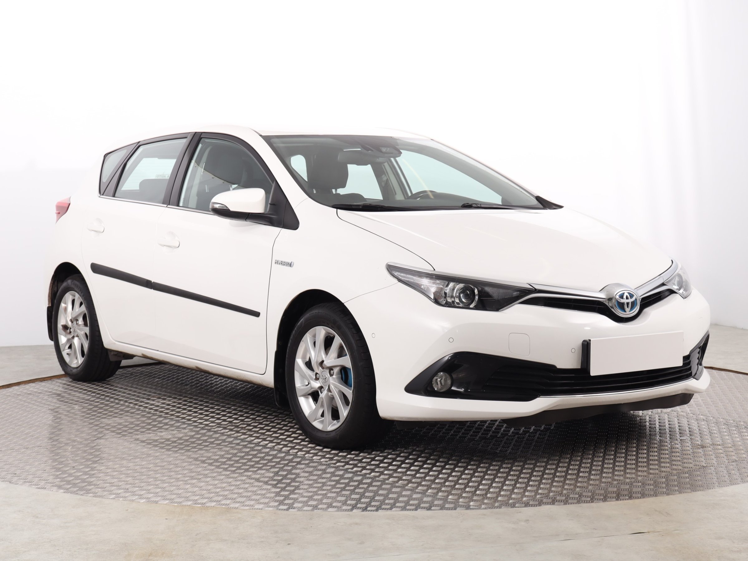 Toyota Auris 1.8 VVT-i Hybrid Hatchback 2016 - 1