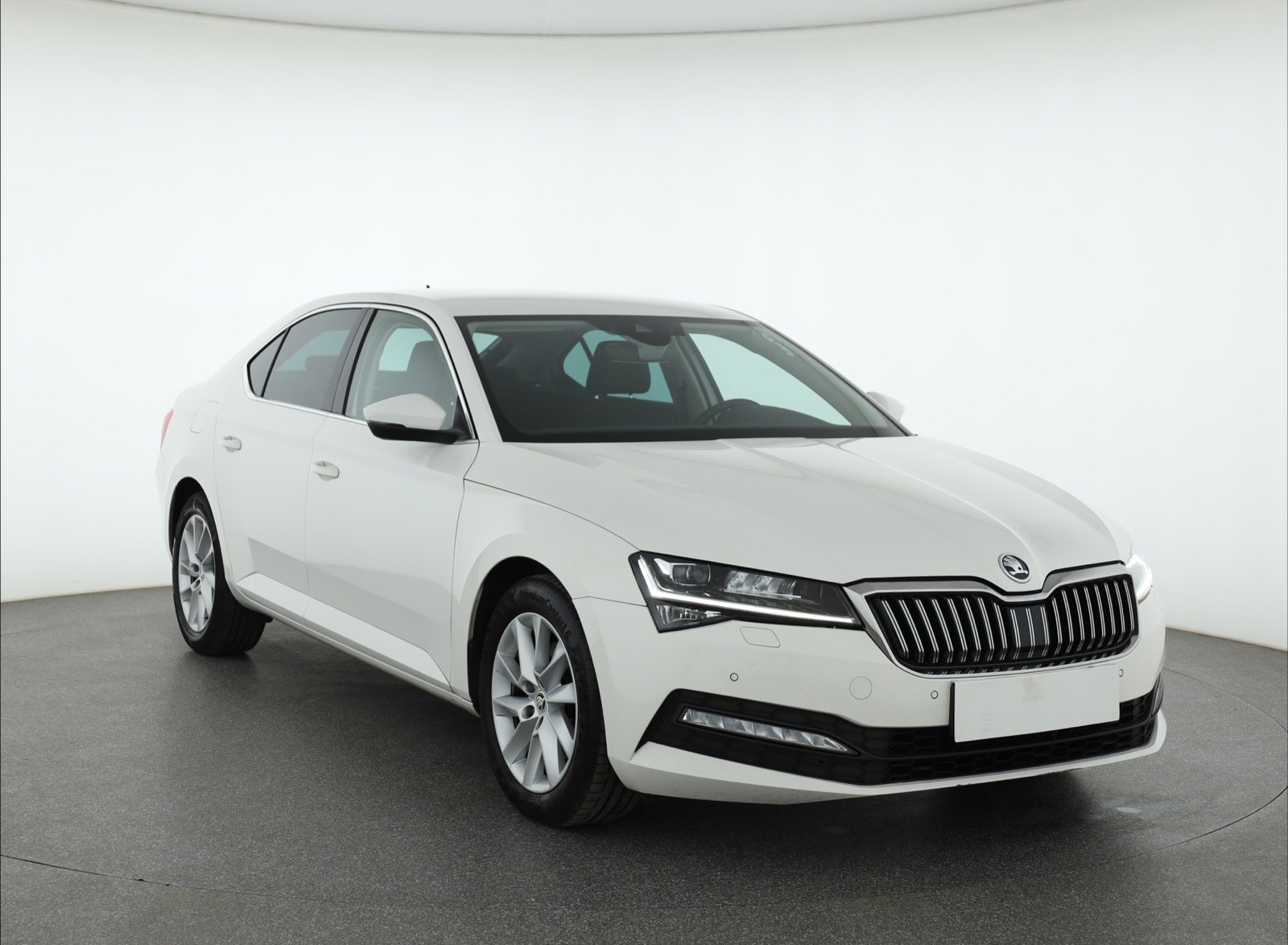 Skoda Superb 2.0 TDI Sedan 2019 - 1